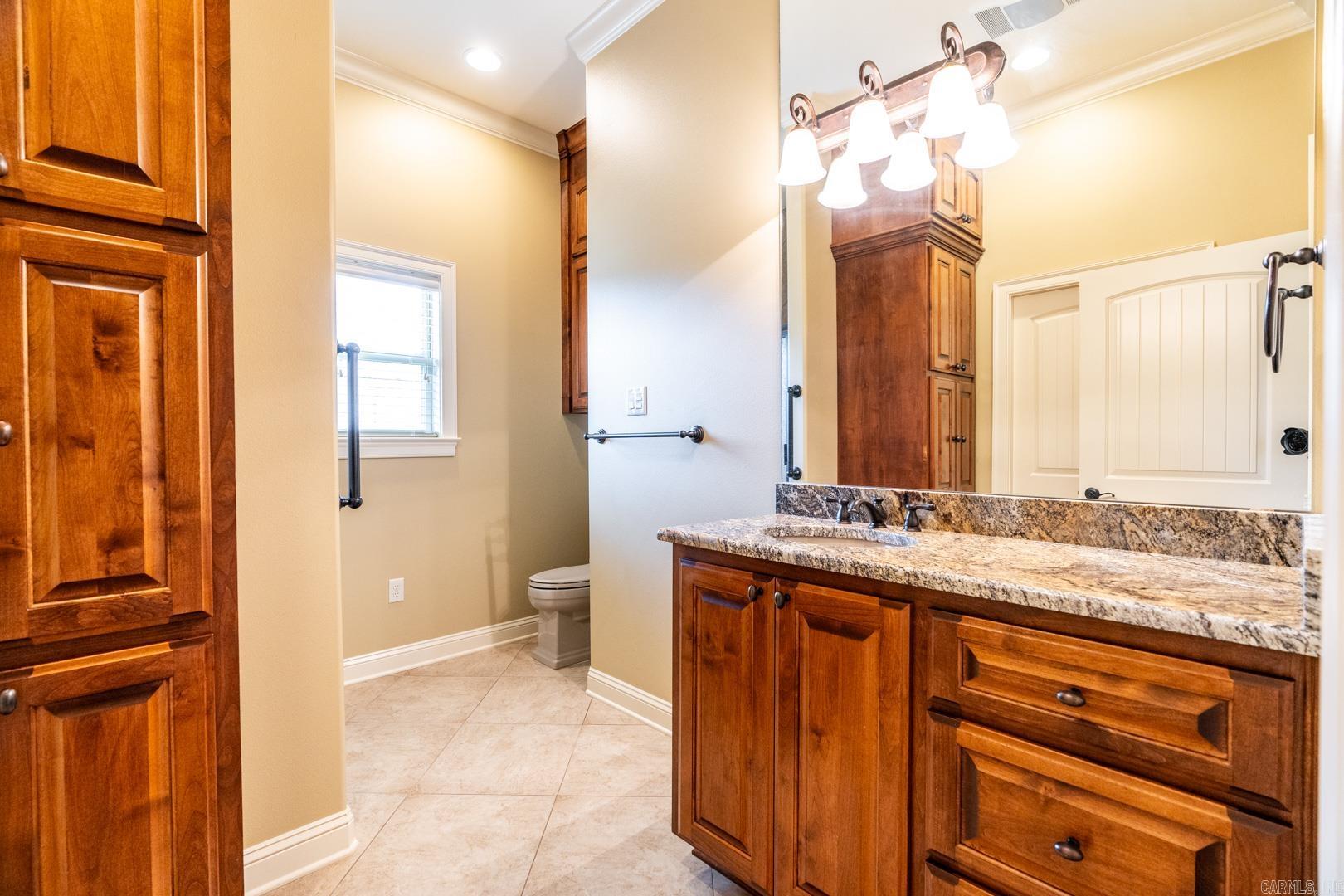 HUNTINGTON COVE - Residential