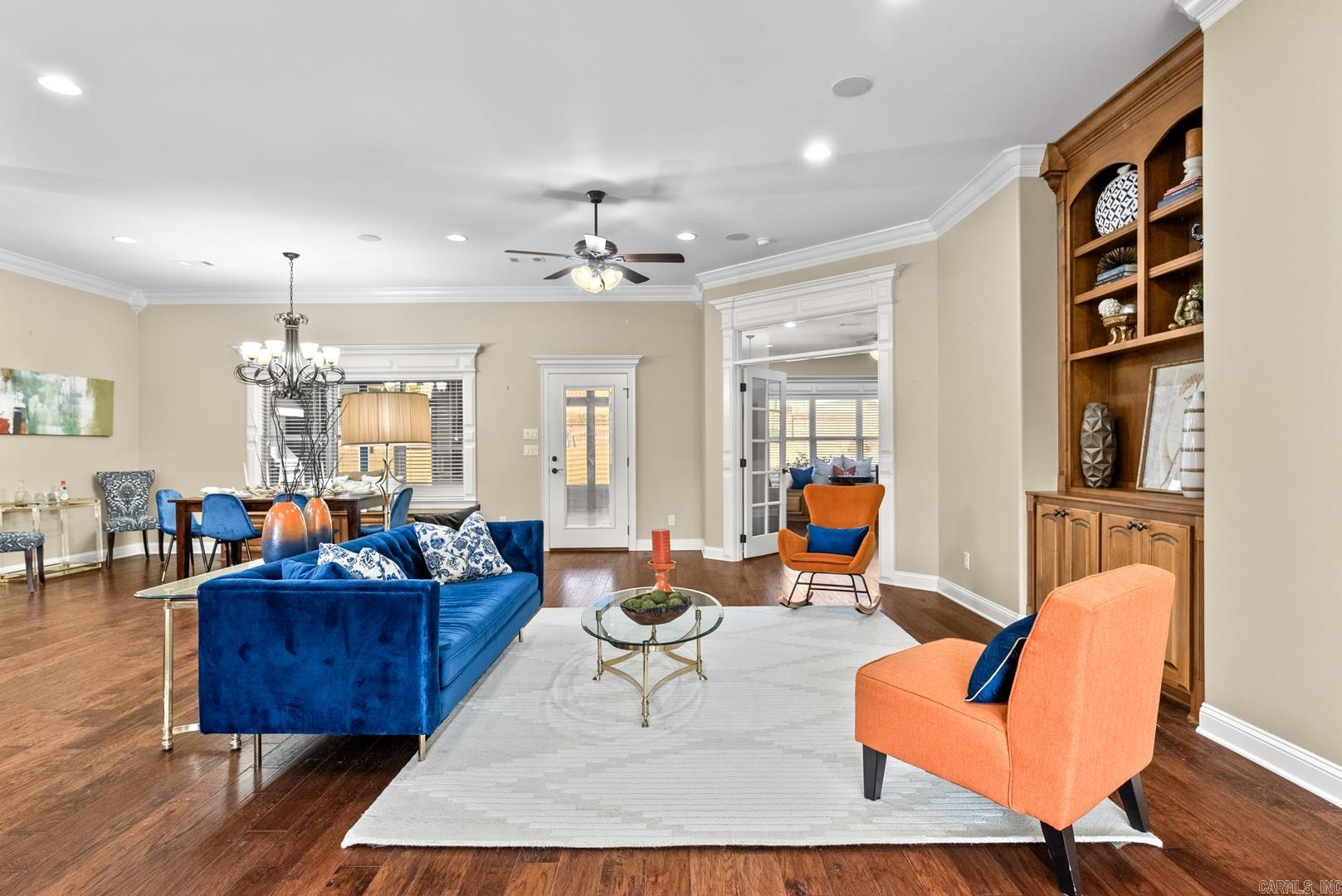 HUNTINGTON COVE - Residential