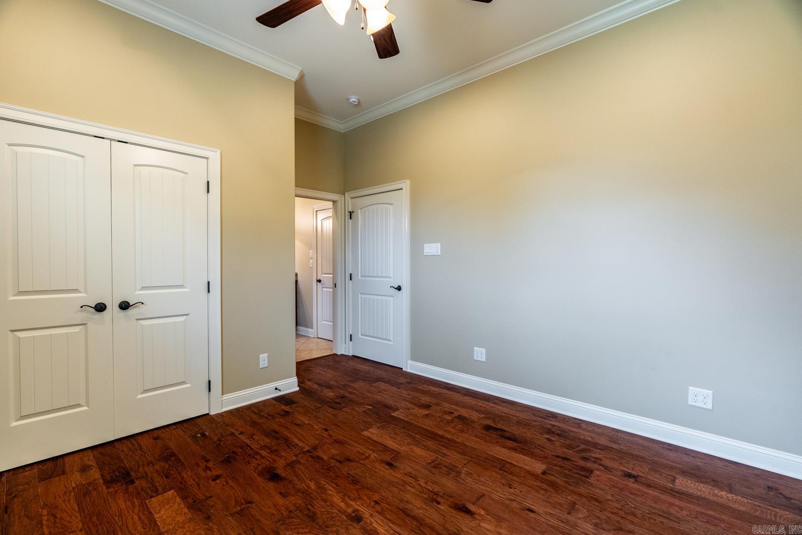 HUNTINGTON COVE - Residential