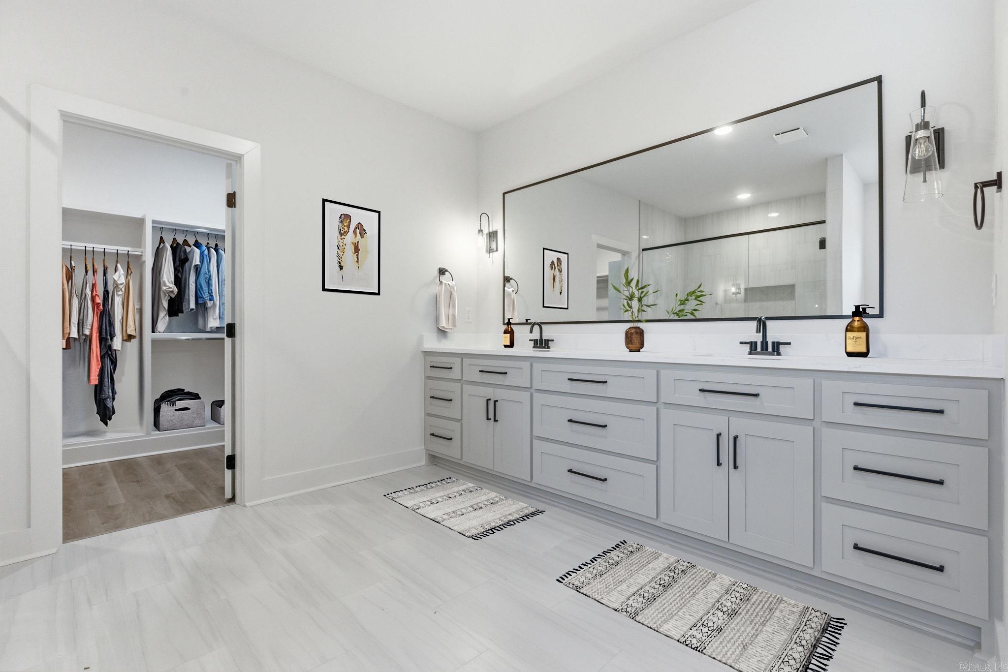 MIDTOWN BRYANT - Residential