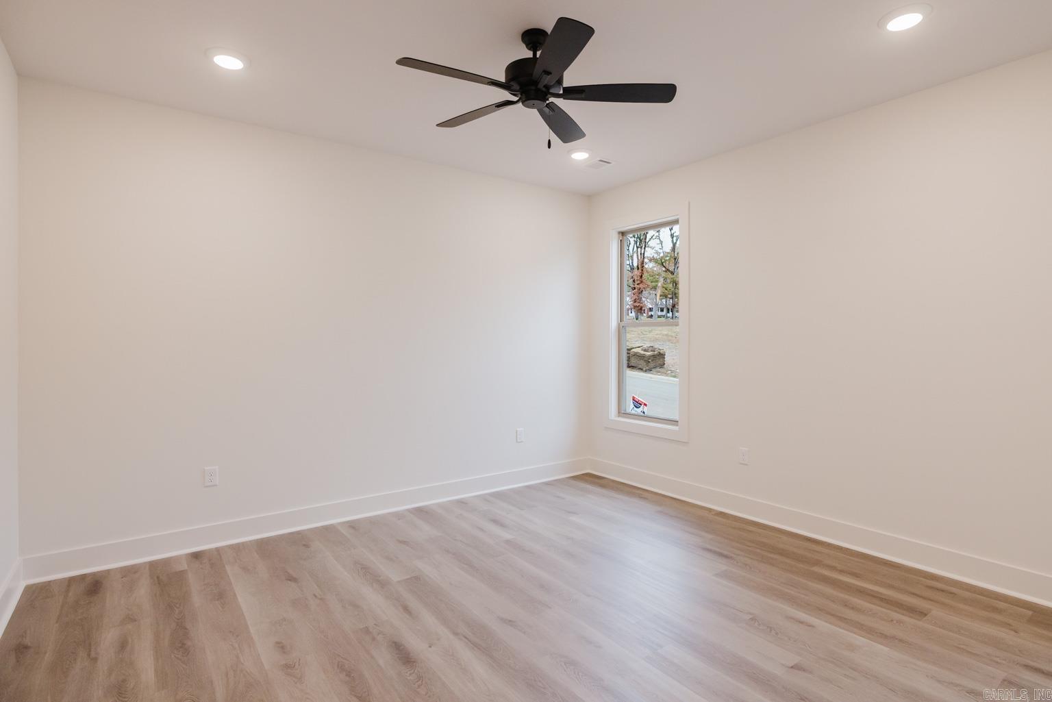 MIDTOWN BRYANT - Residential