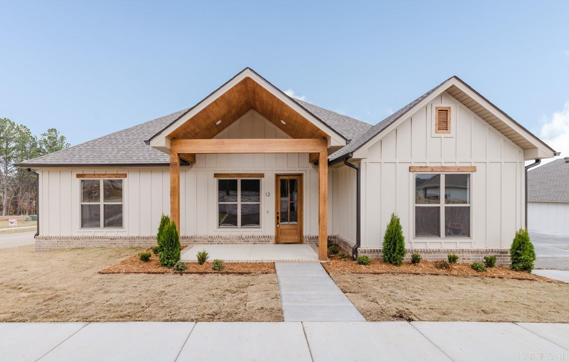 MIDTOWN BRYANT - Residential