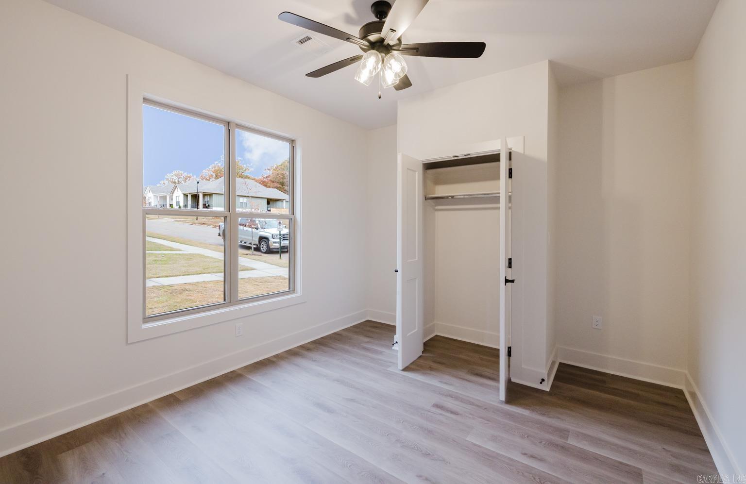 MIDTOWN BRYANT - Residential