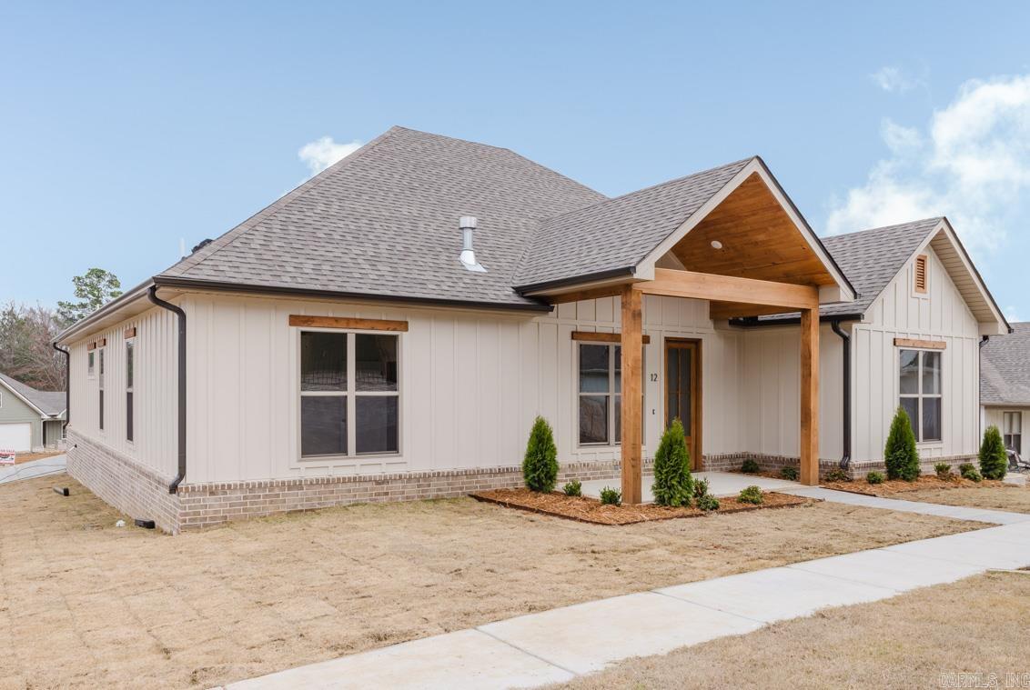 MIDTOWN BRYANT - Residential