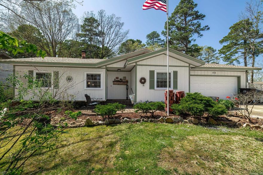 Nice home in Beautiful Hot Springs Village with Granite Countertops and upgraded kitchen. Great Westside location near shopping and amenities. This would work well as a long or short term rental or a nice homeowner occupied home. Hot Springs Village is the largest gated community in North America. We have 11 lakes and 9 golf courses, pickleball, tennis and several walking/biking trails our fitness center is outstanding.