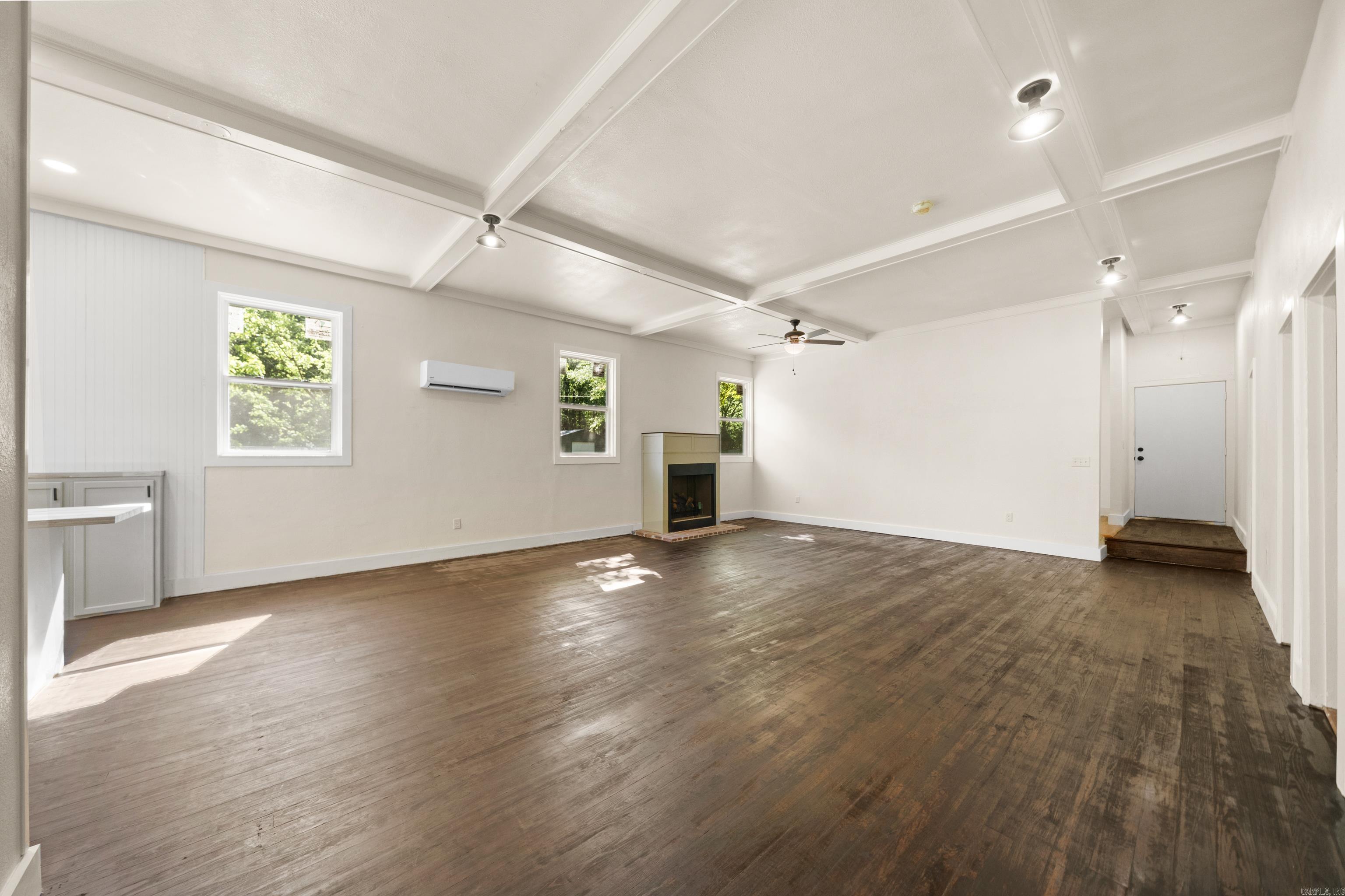 Rector & Moore - Residential