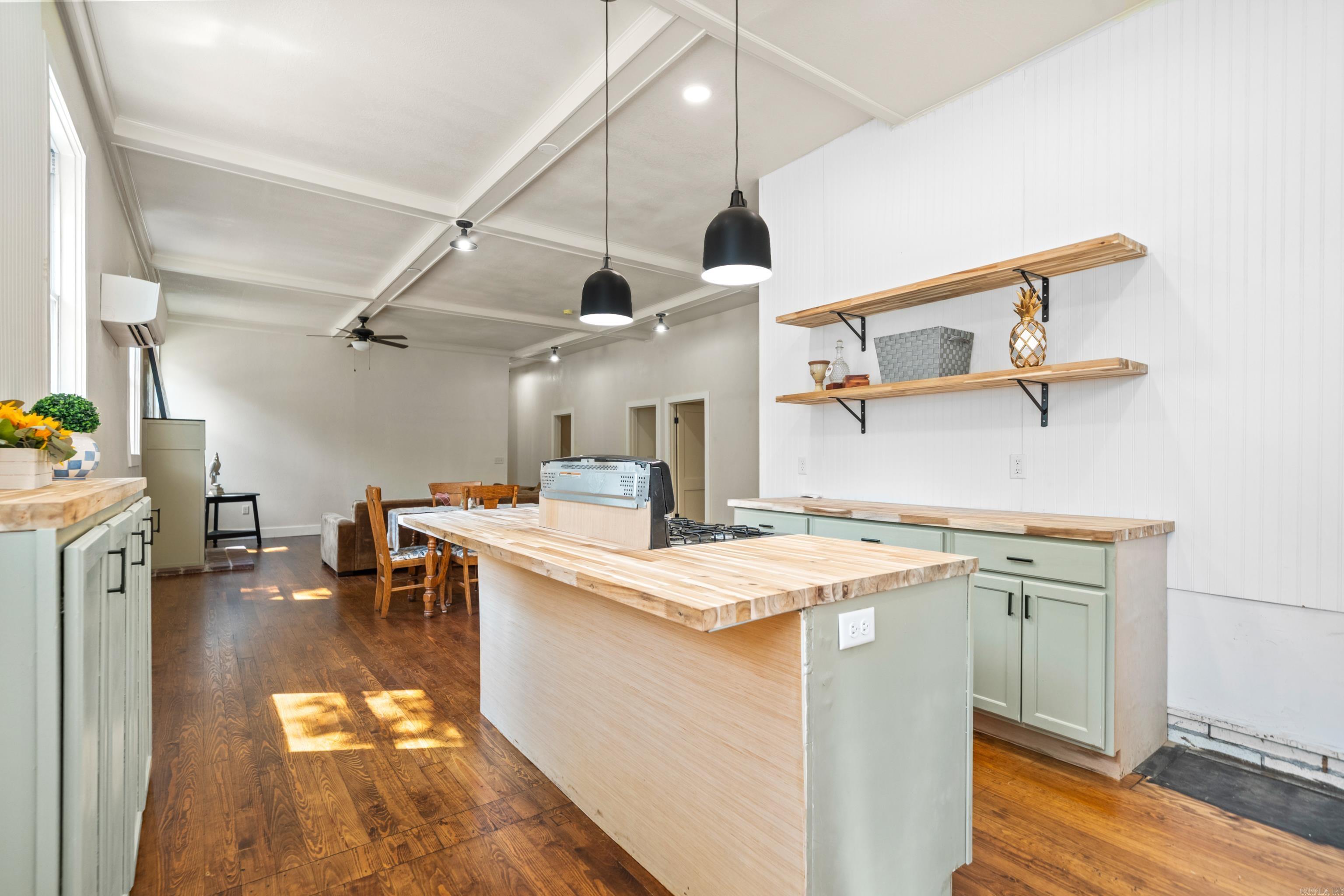 Rector & Moore - Residential