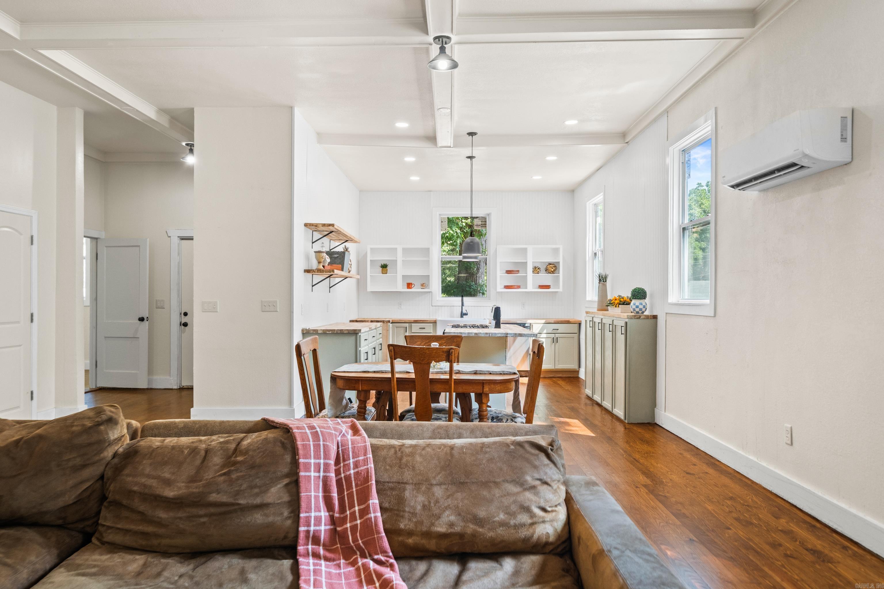 Rector & Moore - Residential