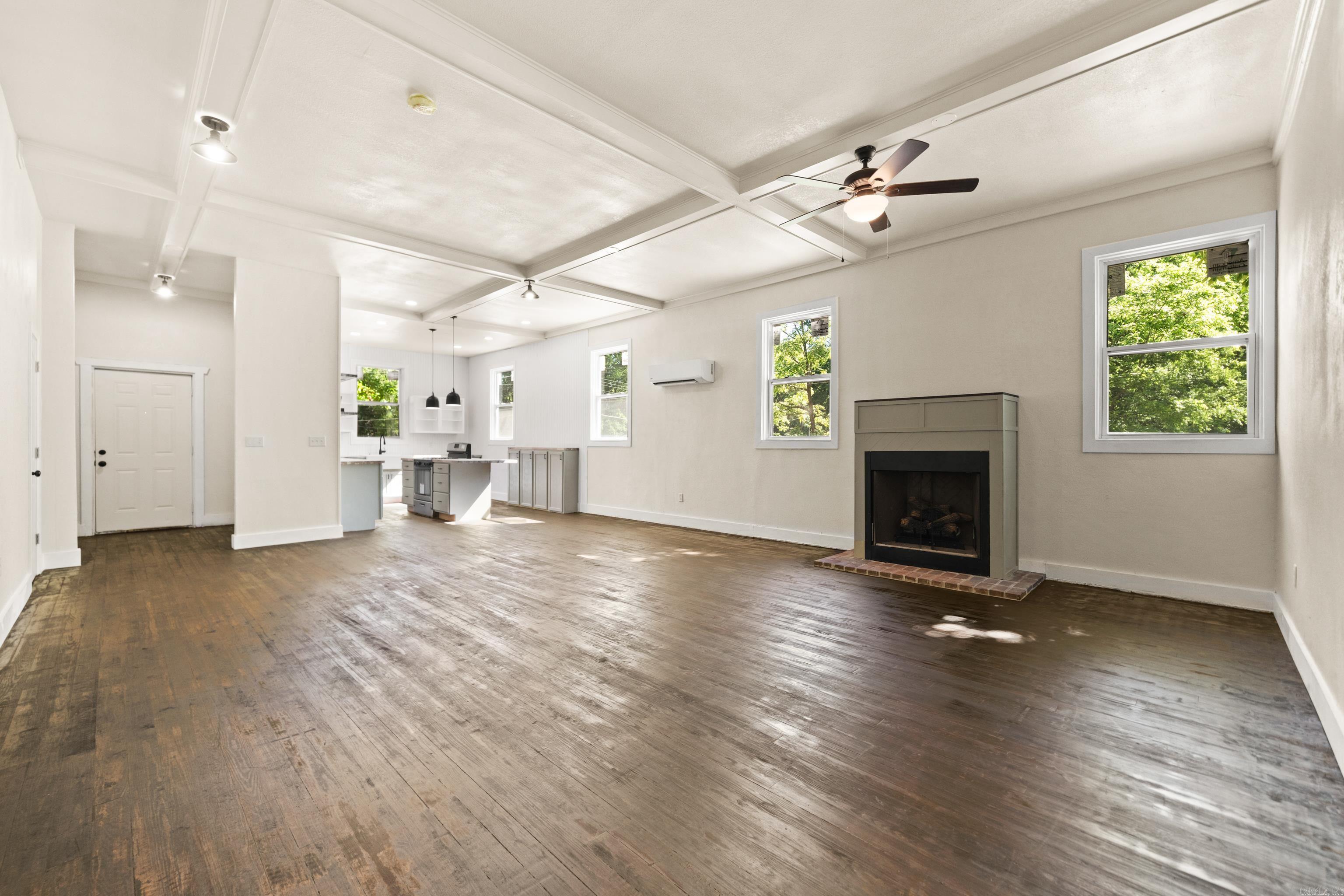 Rector & Moore - Residential