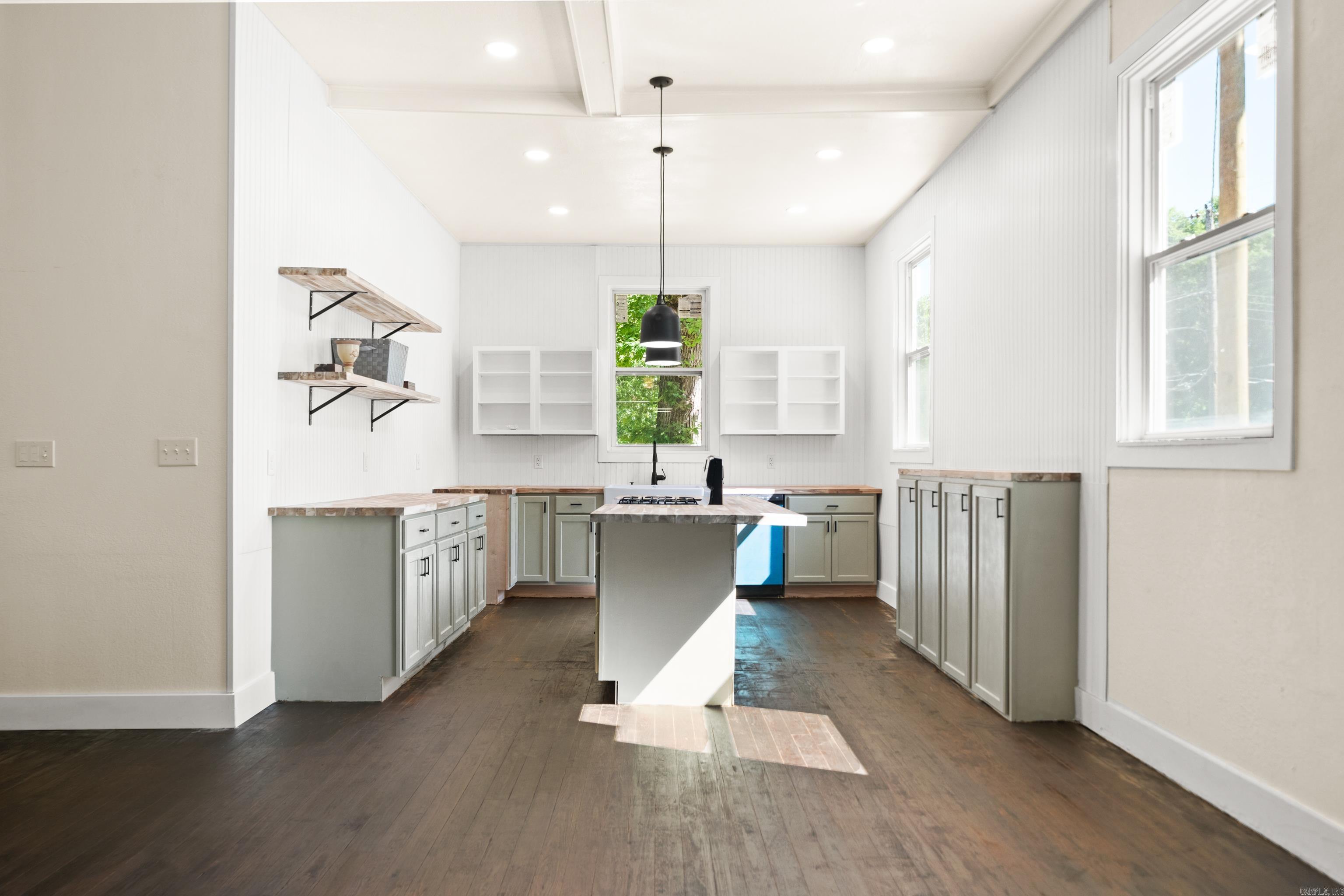Rector & Moore - Residential