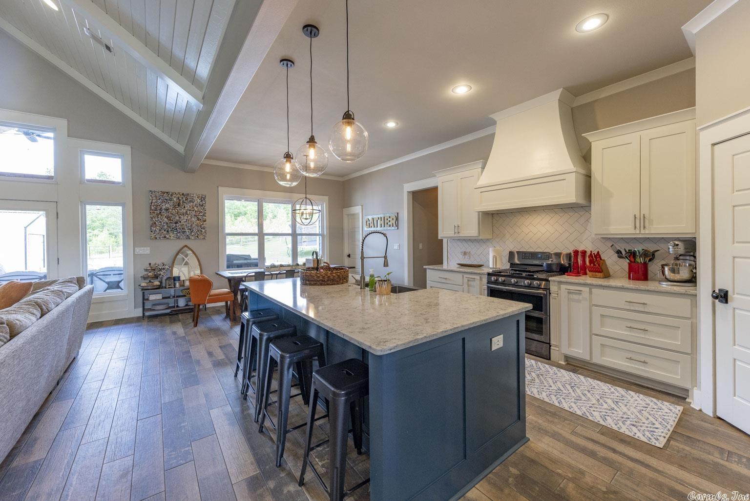 STONEHILL - Residential