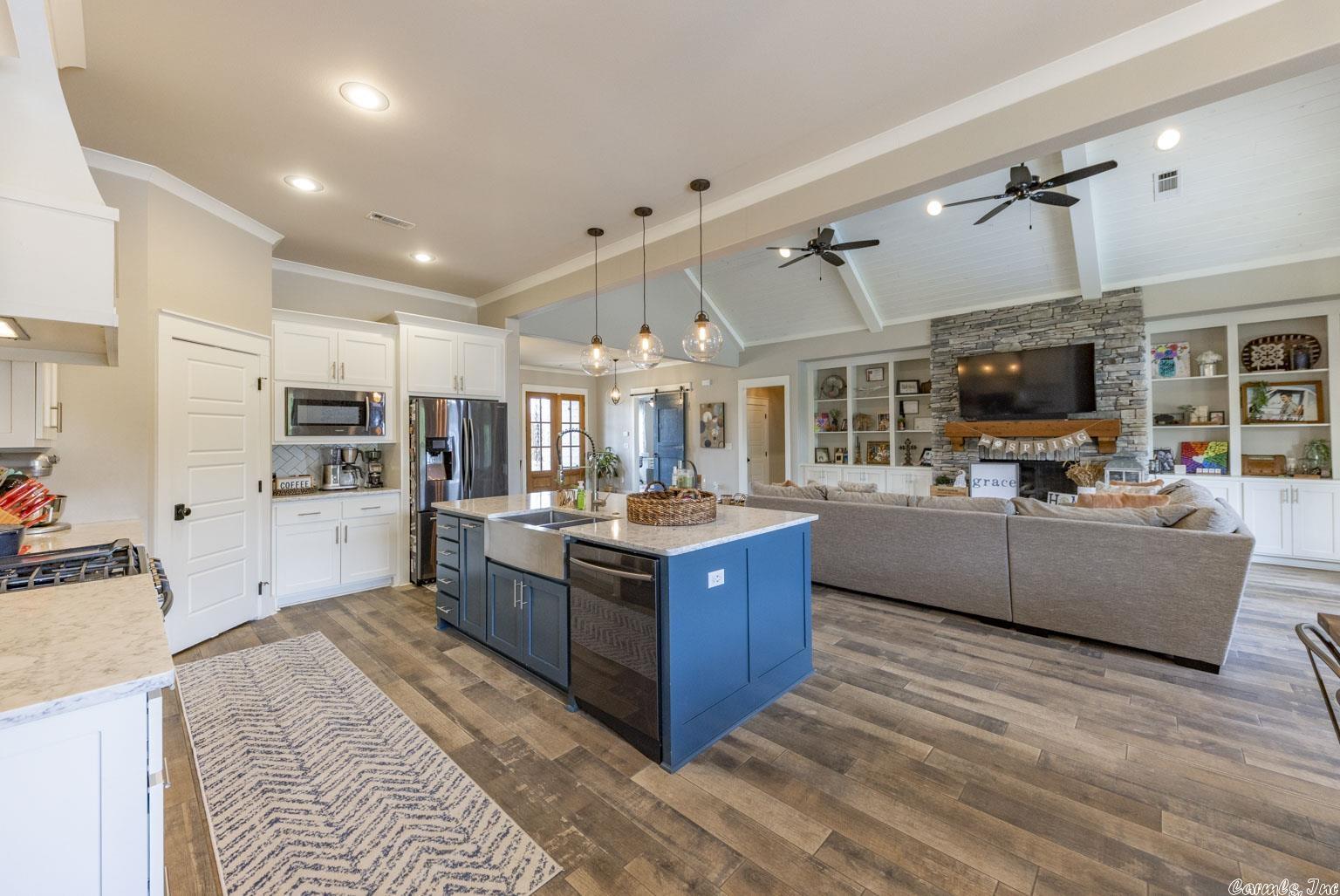 STONEHILL - Residential