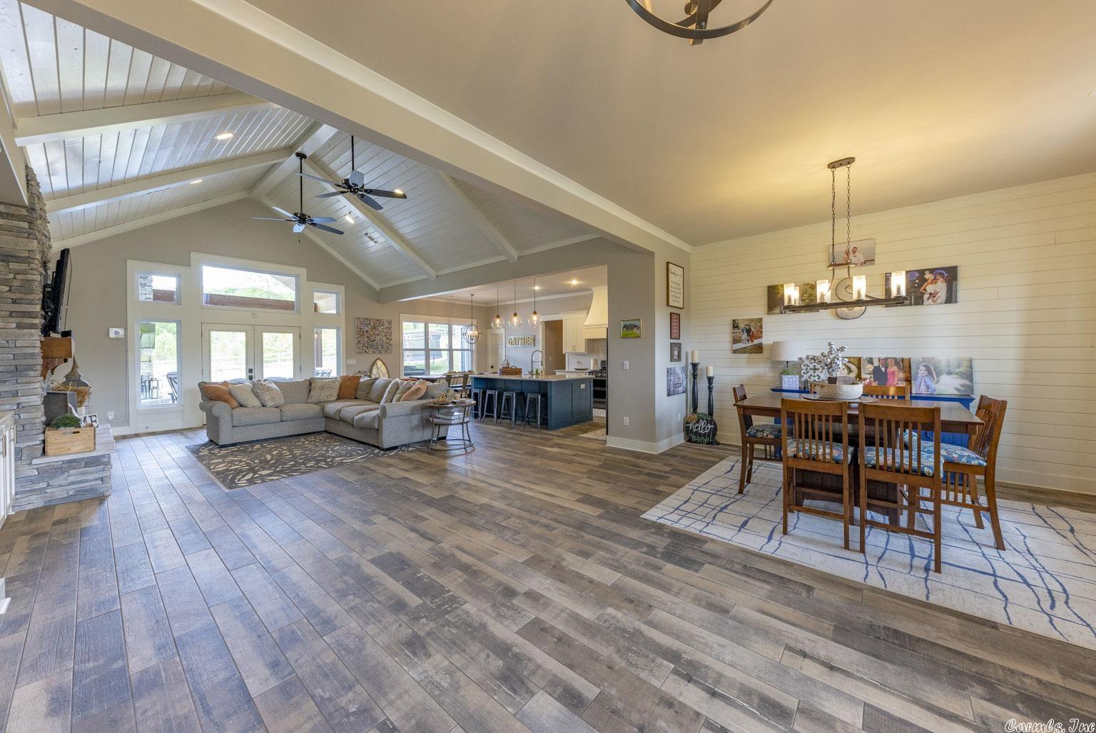 STONEHILL - Residential