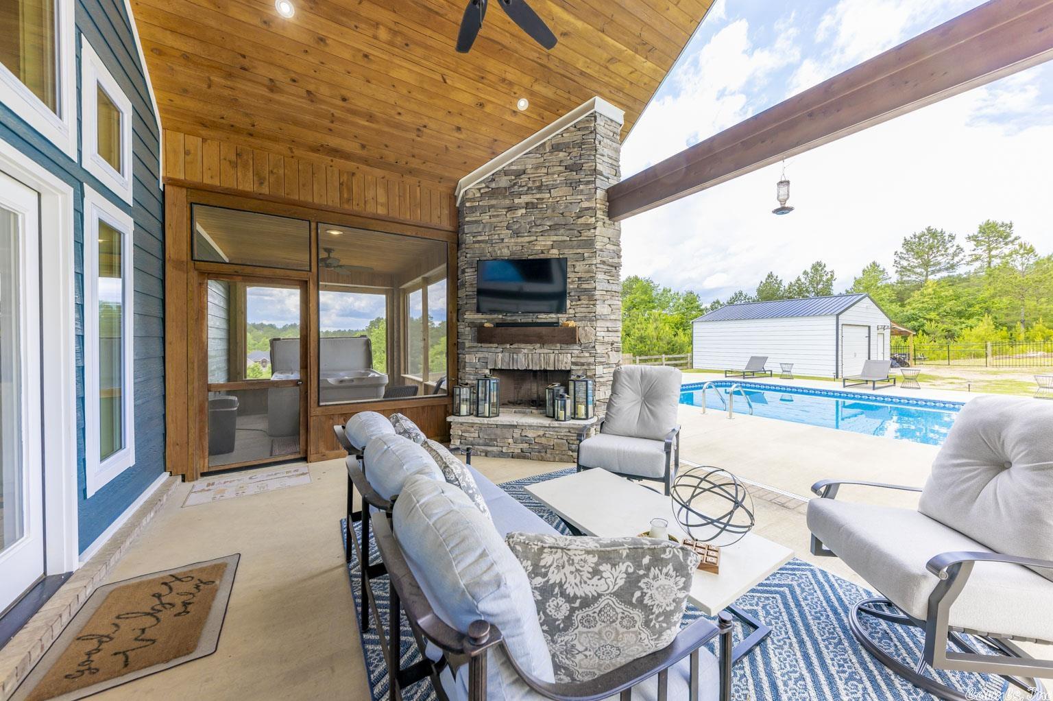 STONEHILL - Residential