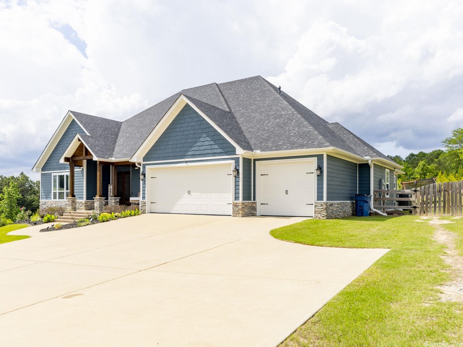 STONEHILL - Residential