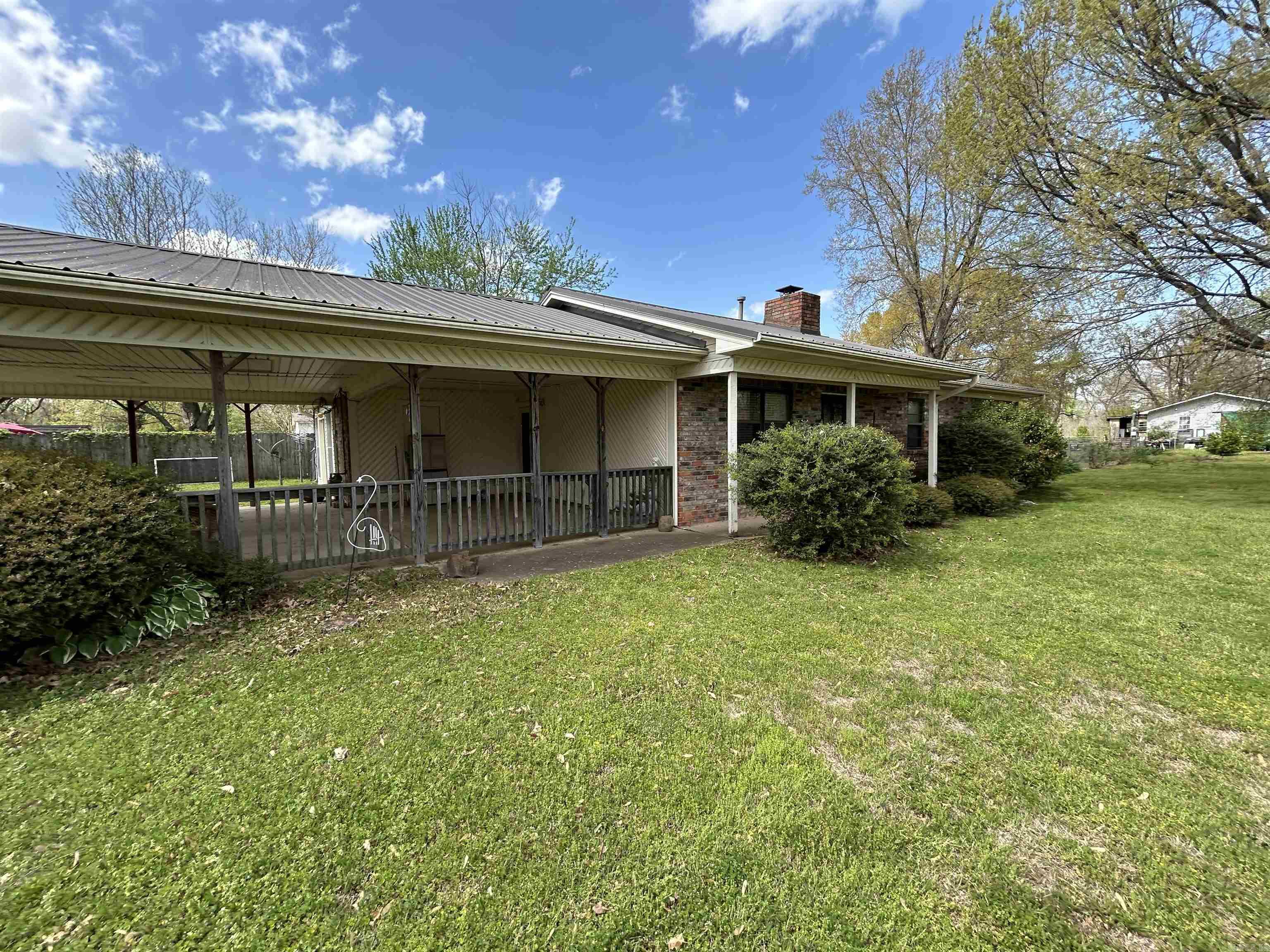 OLD RIVER LAKE ACRES - Residential