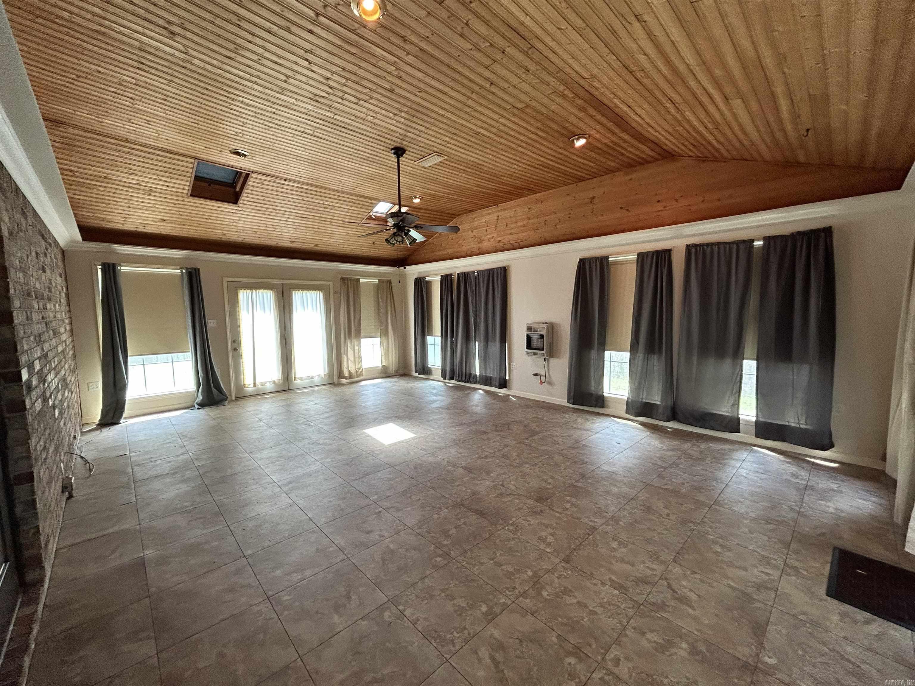 OLD RIVER LAKE ACRES - Residential