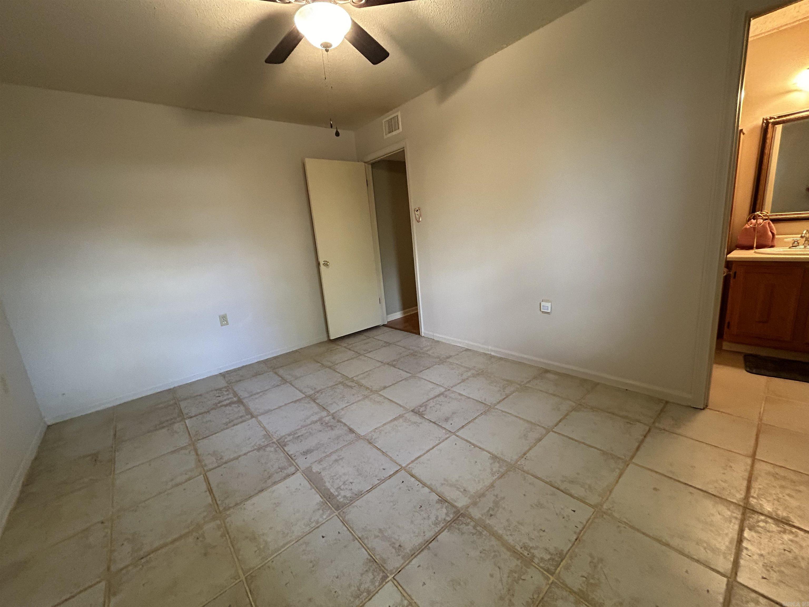 OLD RIVER LAKE ACRES - Residential