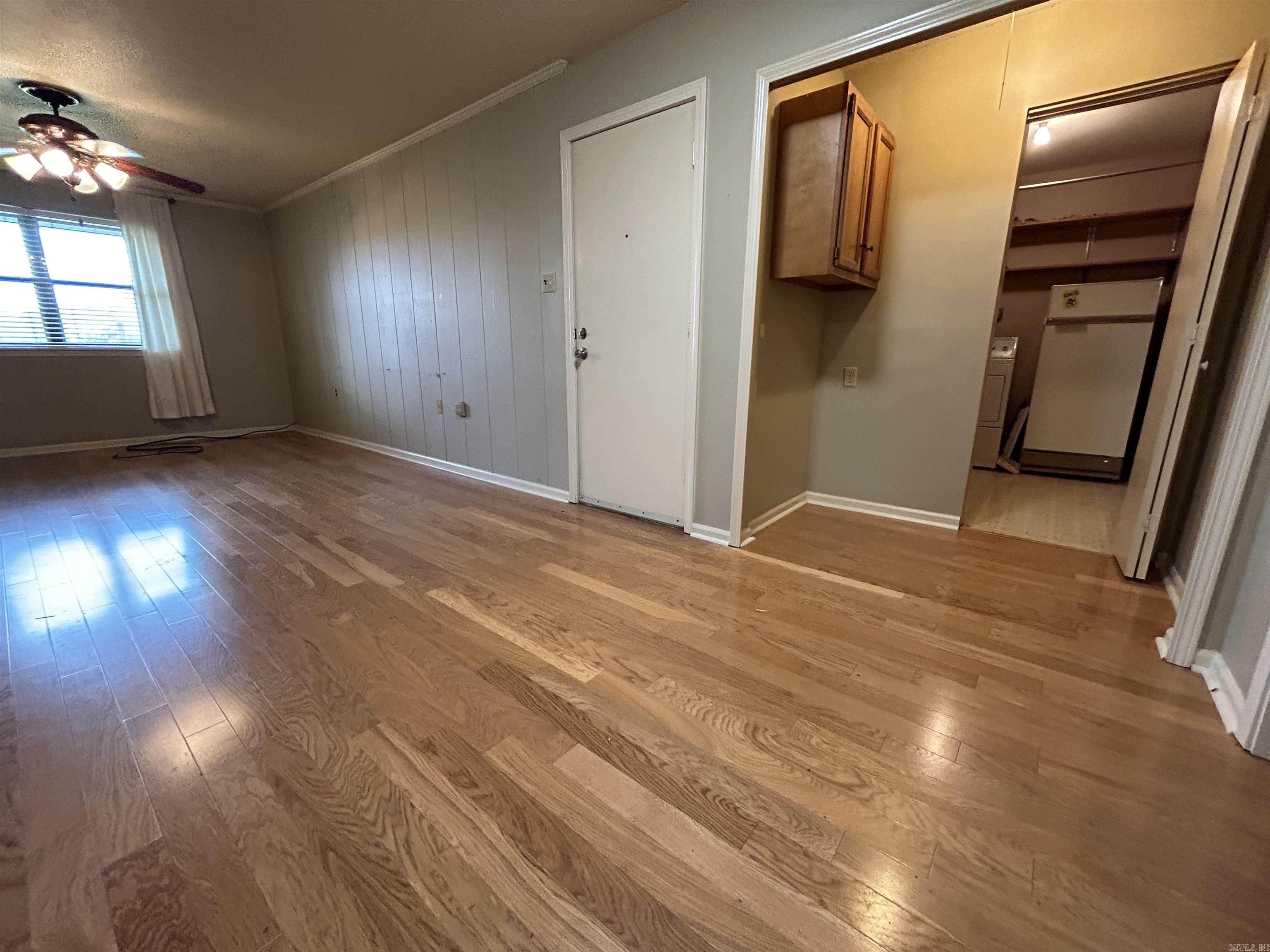 OLD RIVER LAKE ACRES - Residential