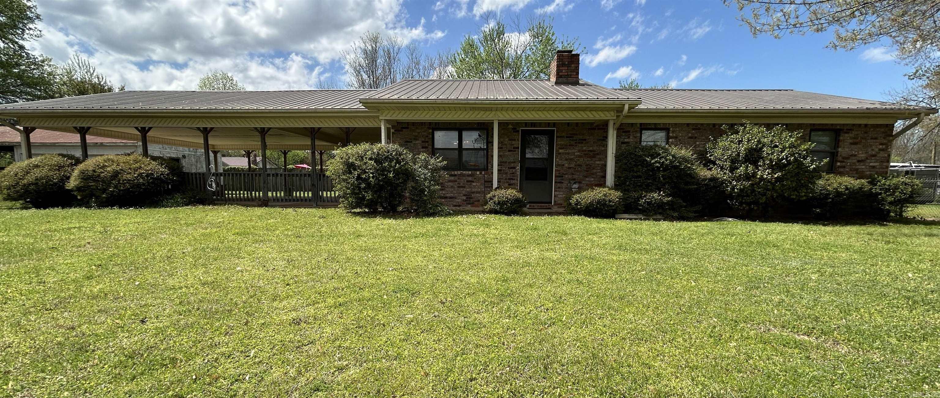 OLD RIVER LAKE ACRES - Residential