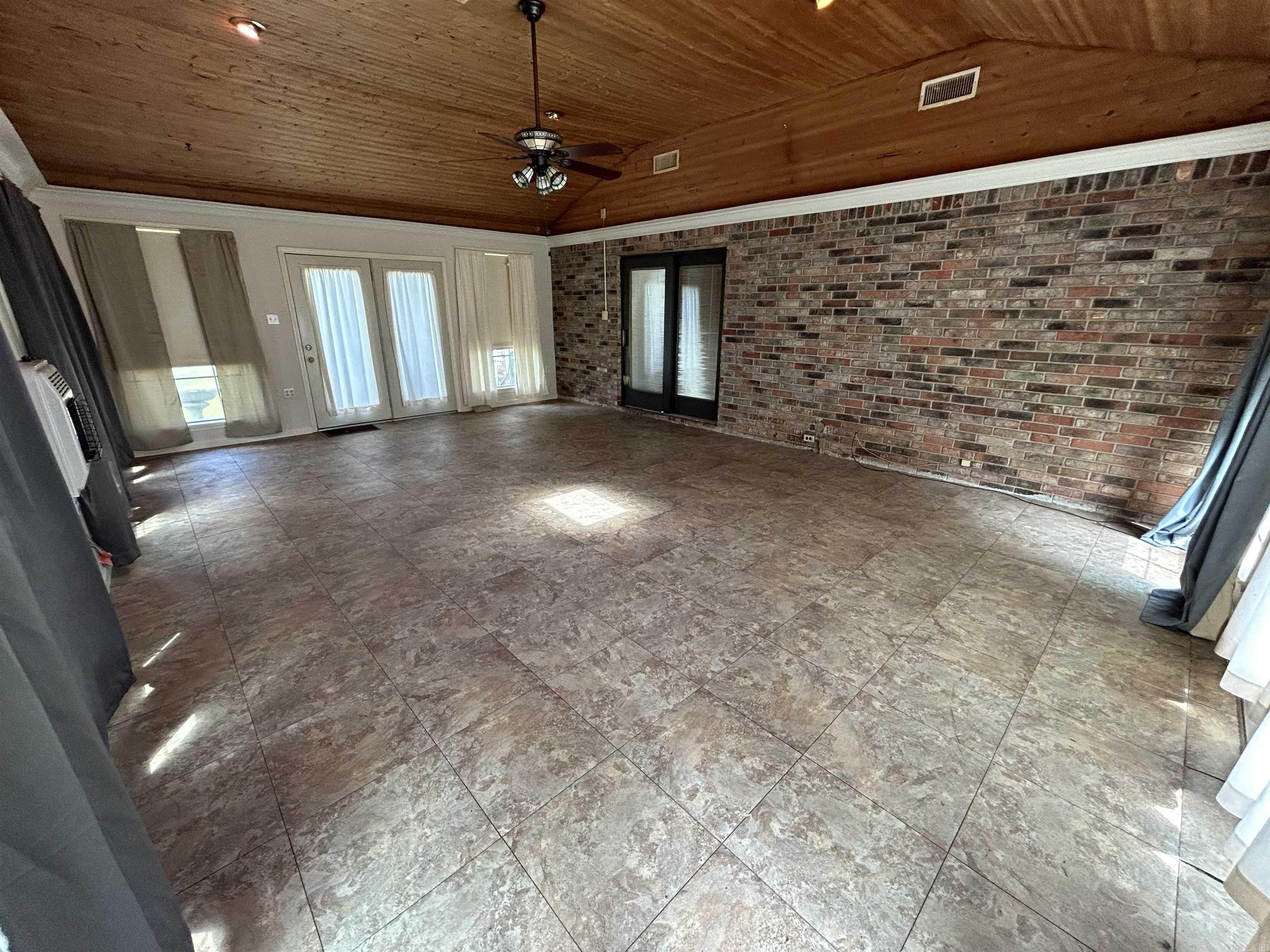 OLD RIVER LAKE ACRES - Residential