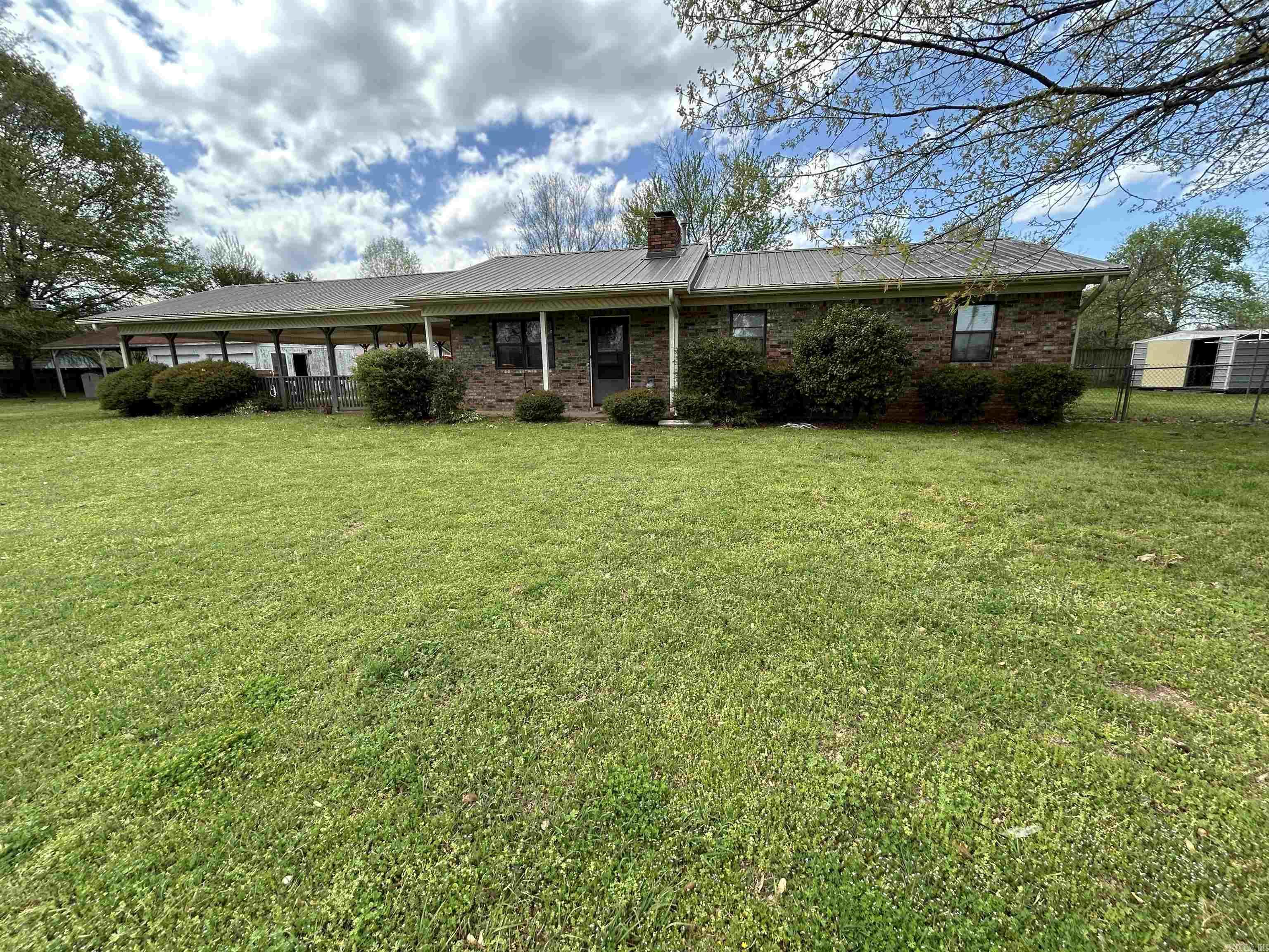 OLD RIVER LAKE ACRES - Residential