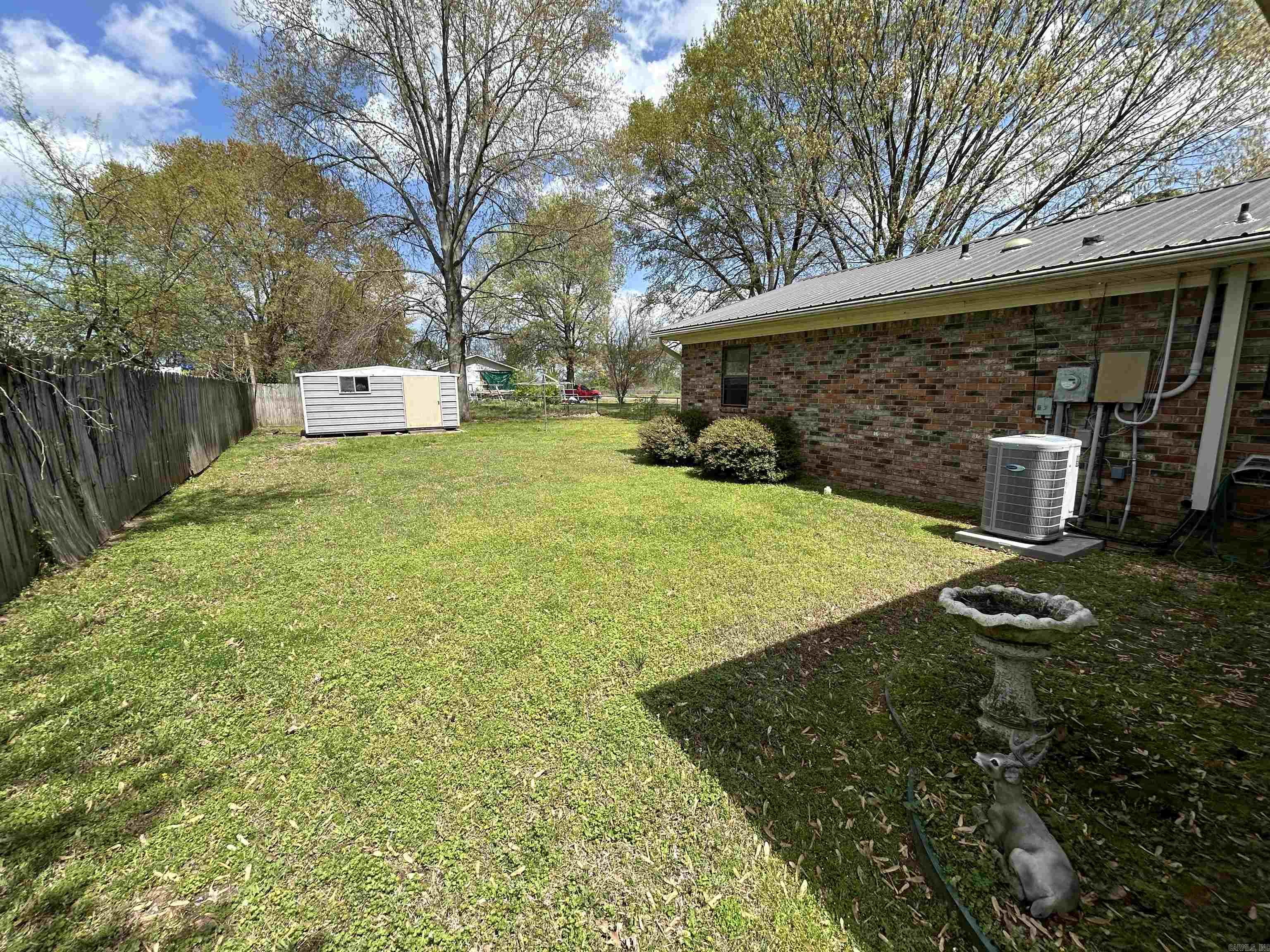 OLD RIVER LAKE ACRES - Residential