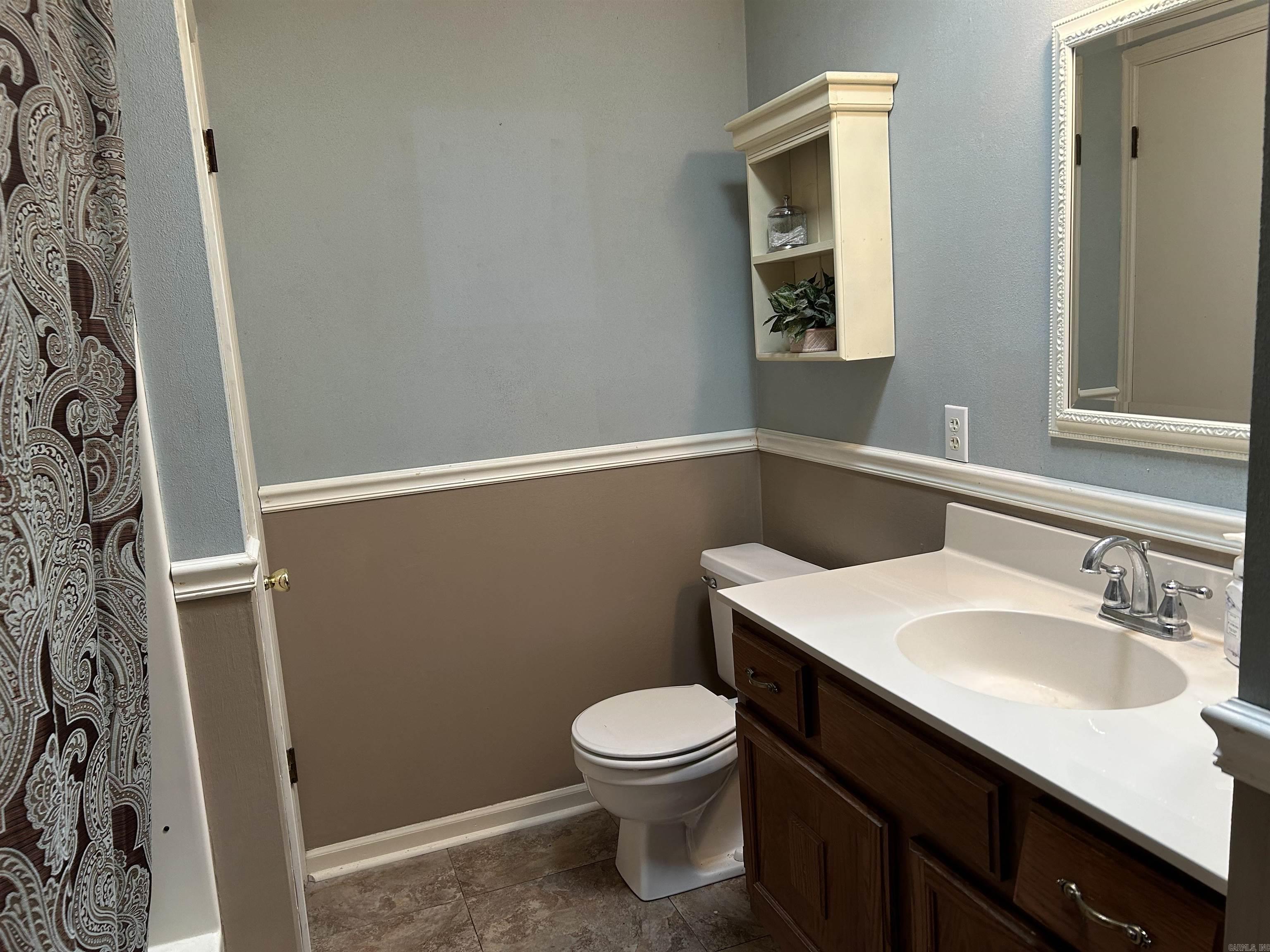 OLD RIVER LAKE ACRES - Residential