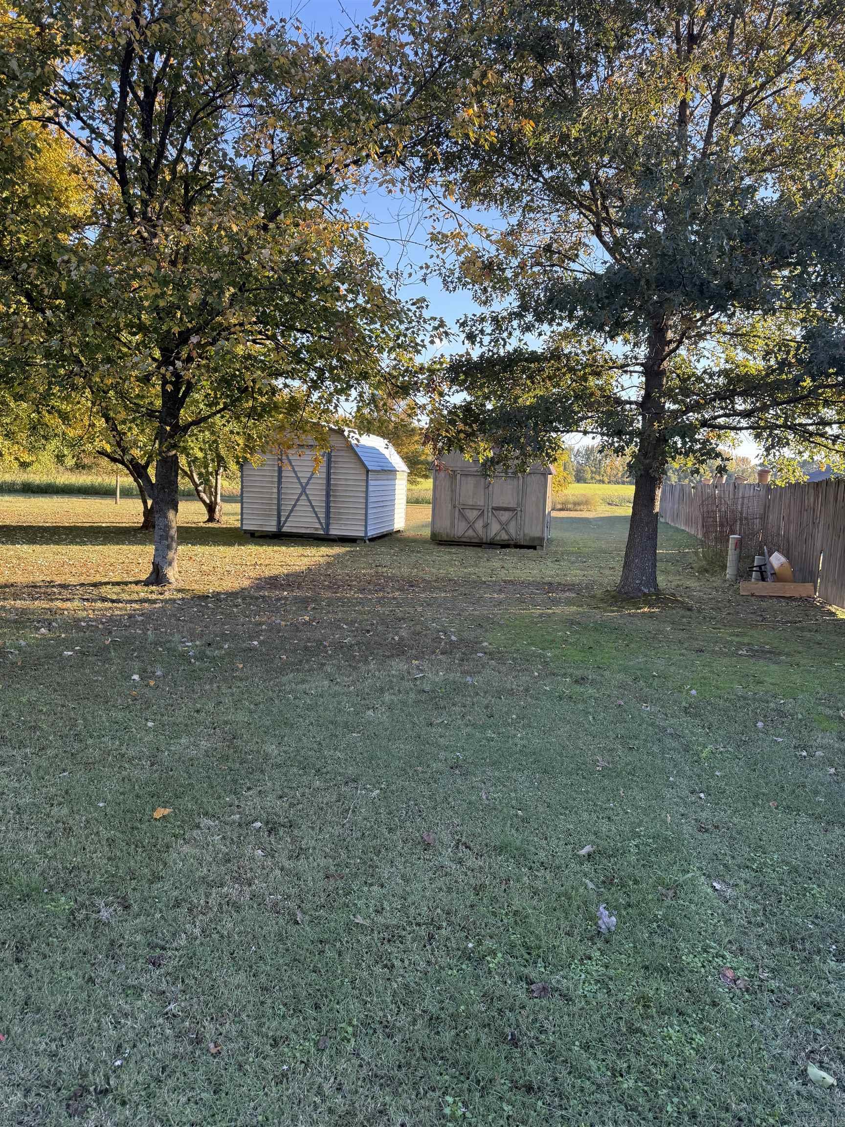 Tall Oaks - Residential