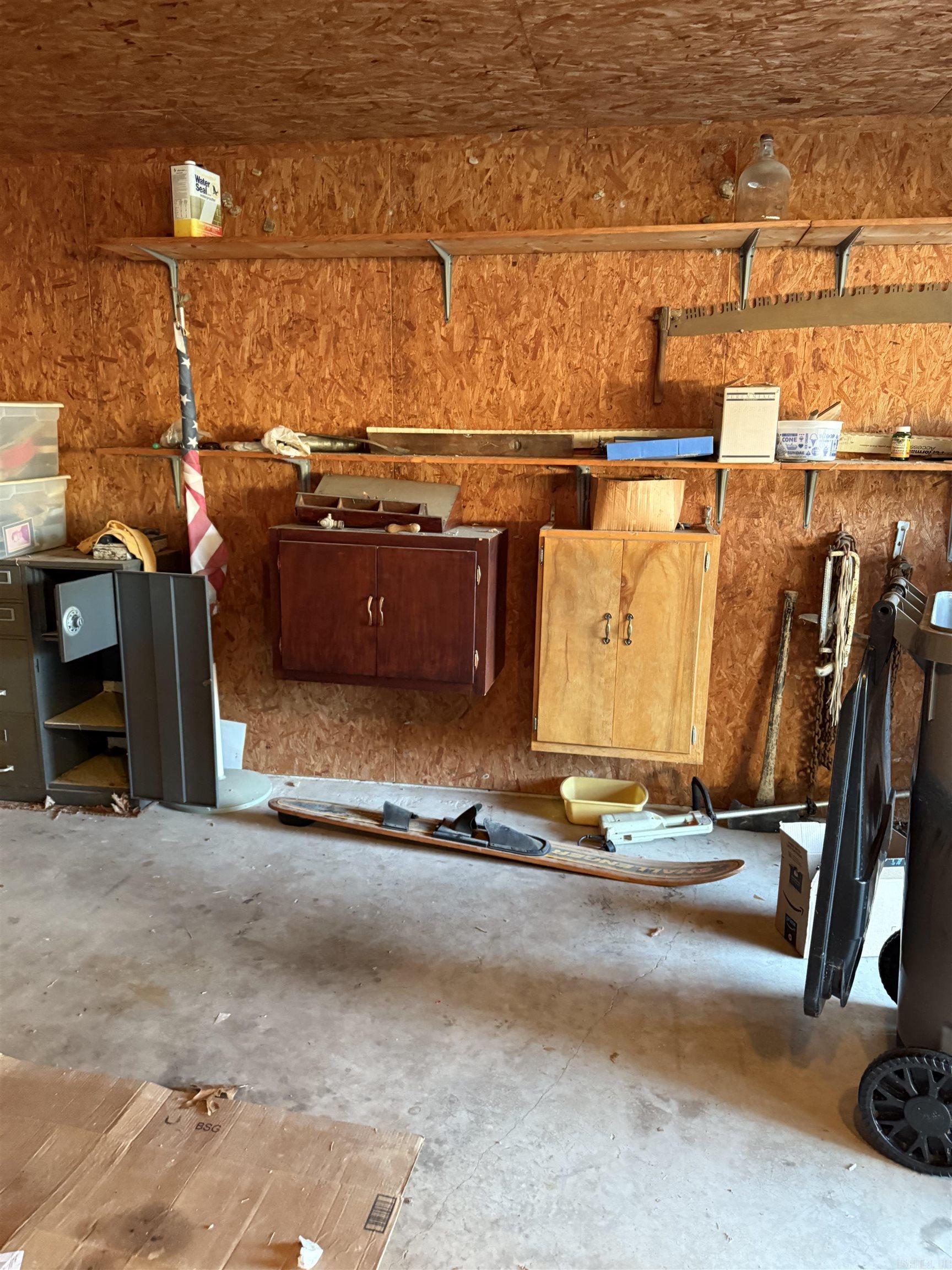 Tall Oaks - Residential