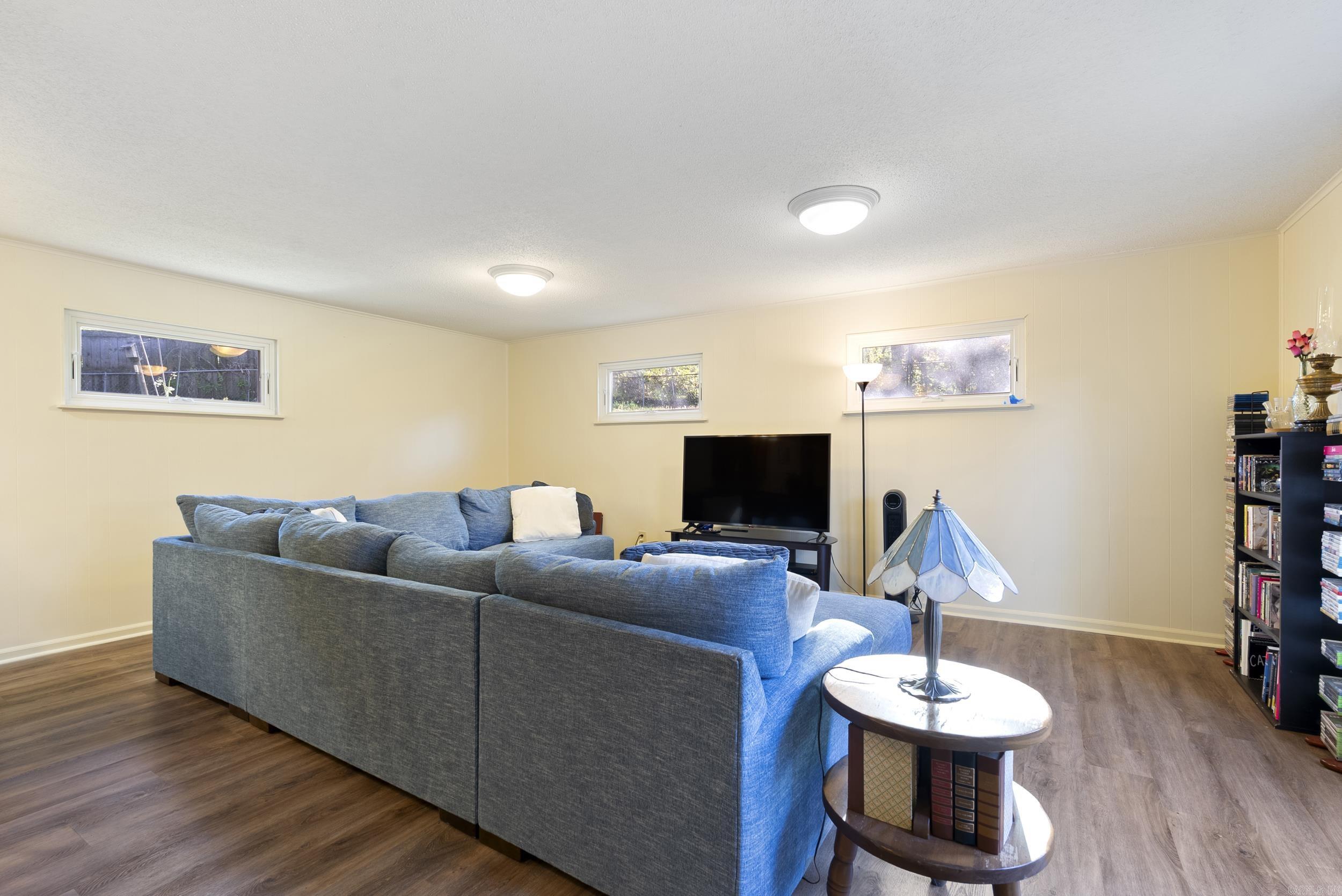 Buhlers 12th - Residential