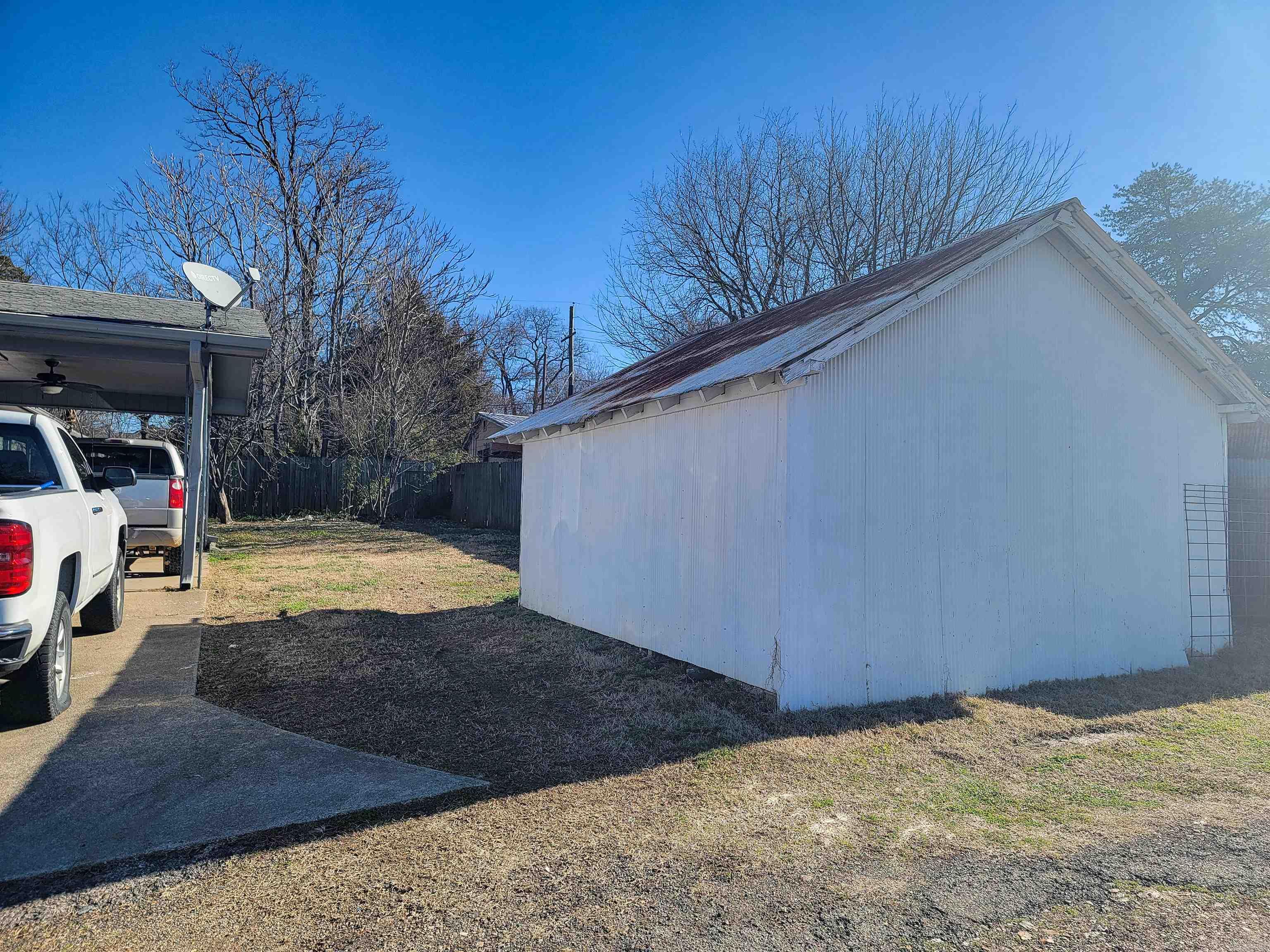 Mena Original - Residential