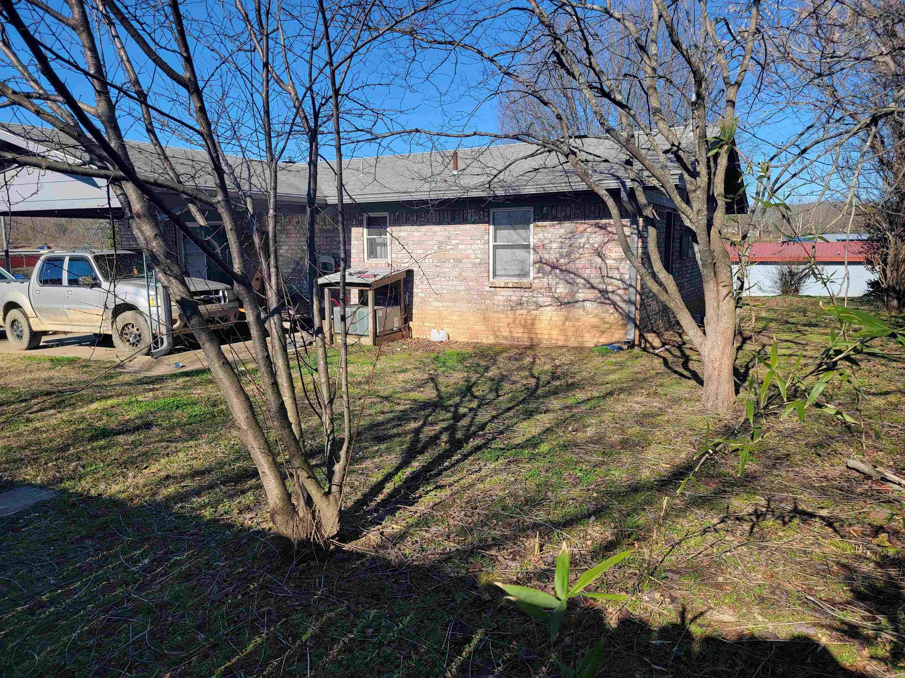 Mena Original - Residential