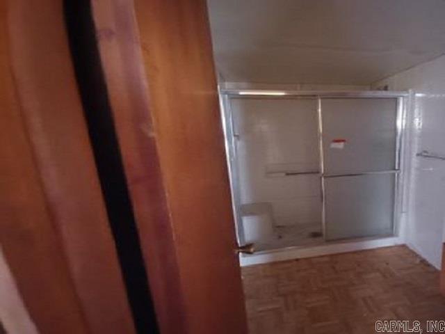 HILLCREST - Residential