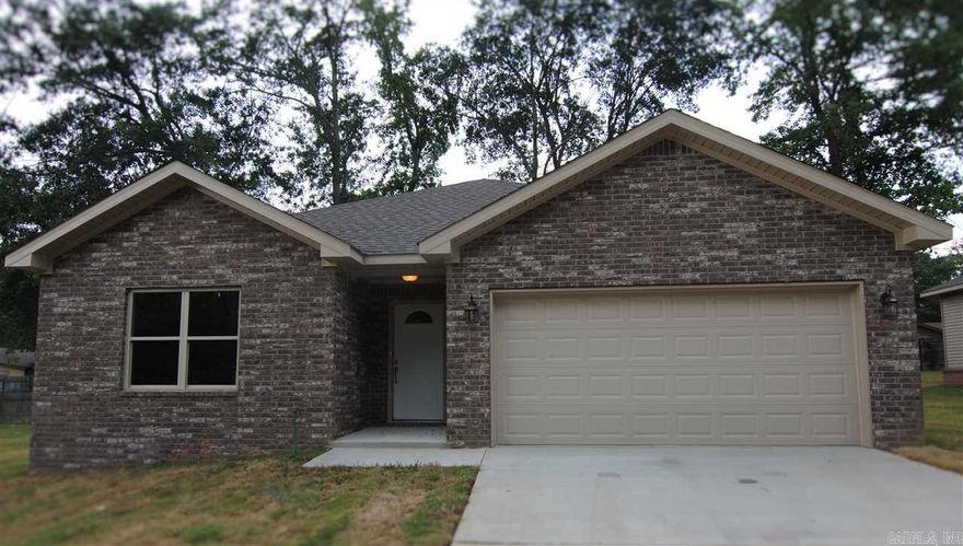 Beautiful 3/2 Home w/Stained Concrete Floors, Granite Counters in Kitchen & Bathrooms! Tons of Closets, HUGE Pantry, Neutral Colors, 2-car Garage, Concrete Patio, W/D Hookups, ALL Electric!!! Pets Upon Owner Approval, Fee Based on Type & Size