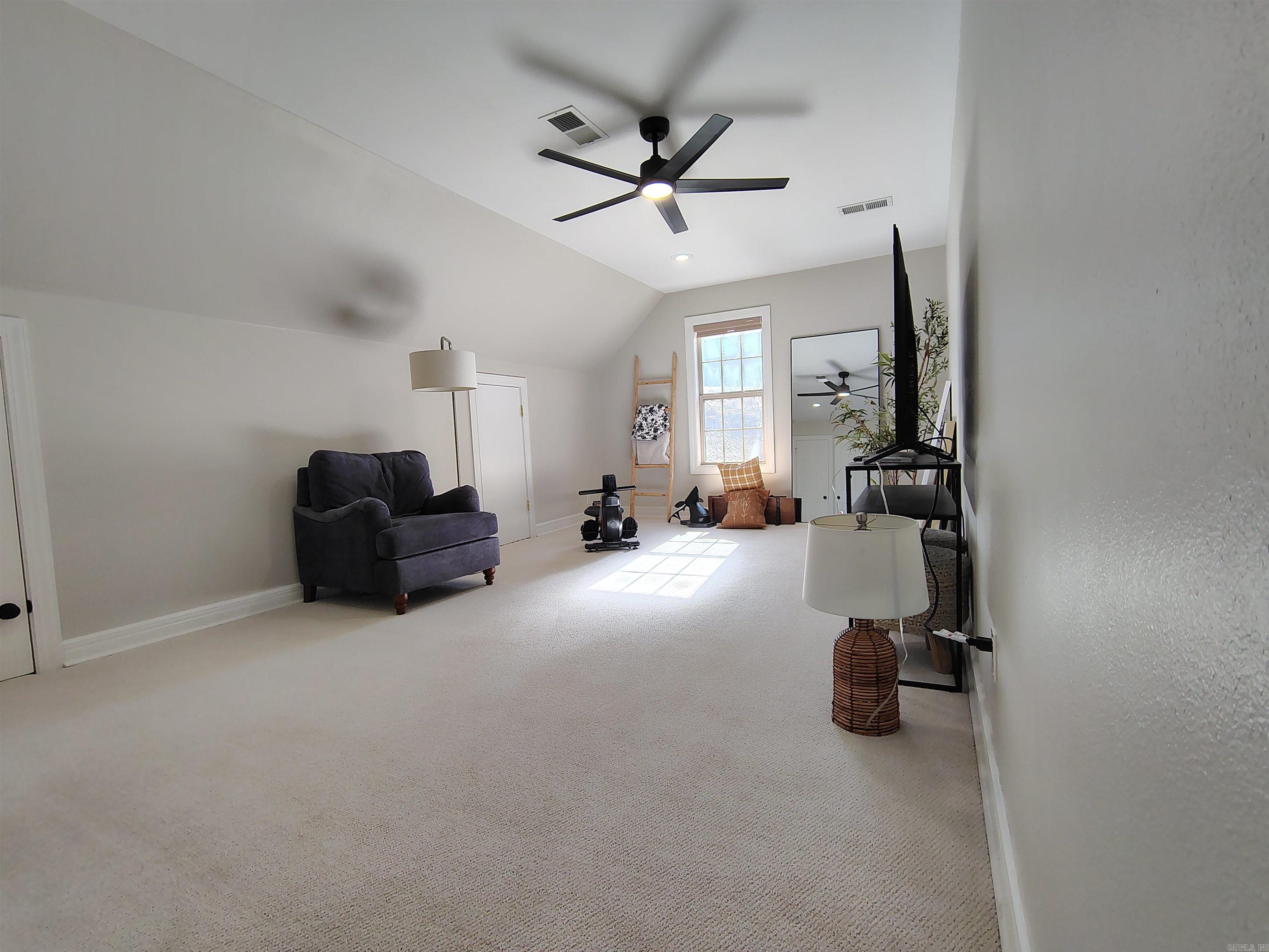 MAZANDERS - Residential