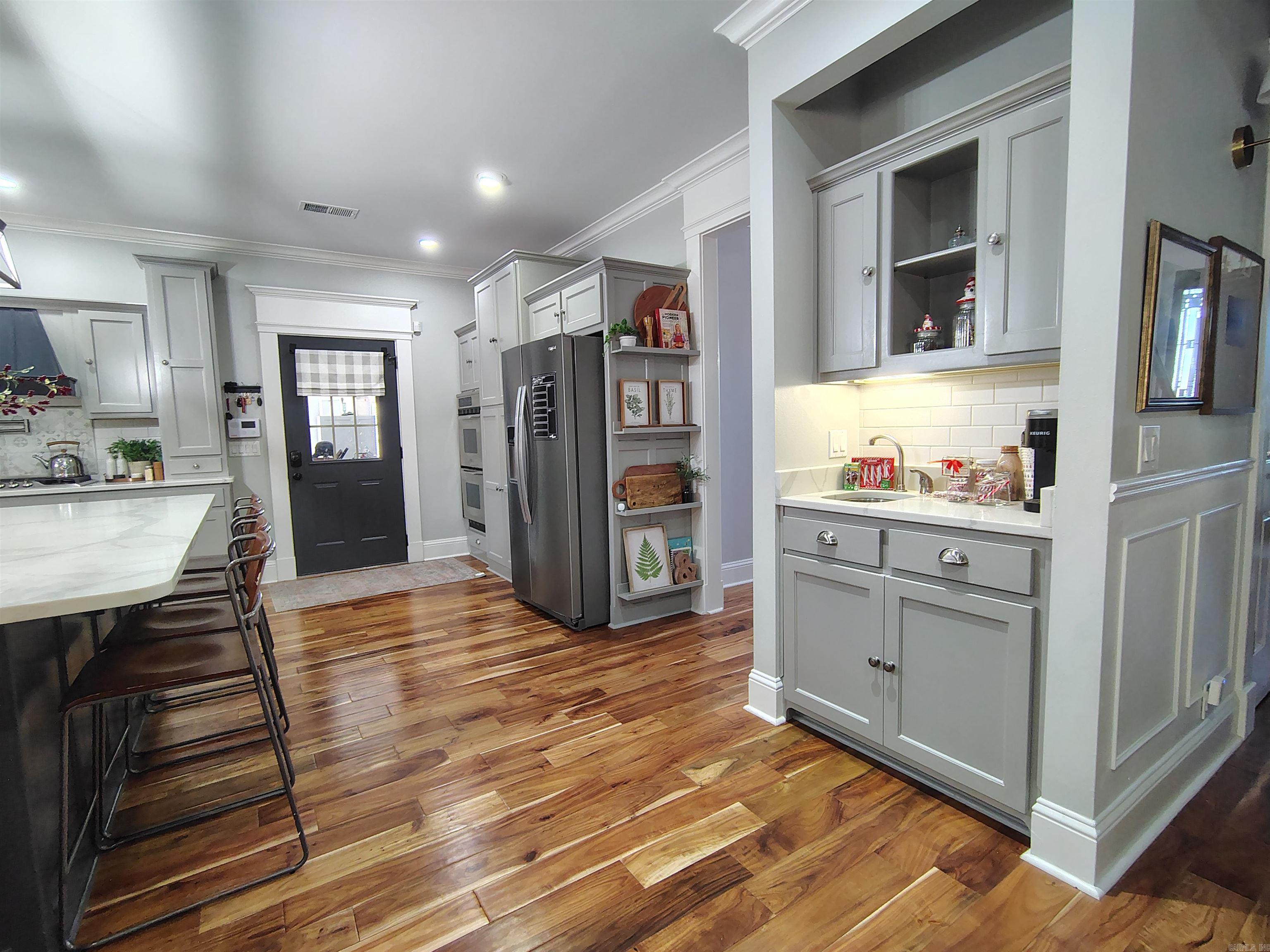 MAZANDERS - Residential