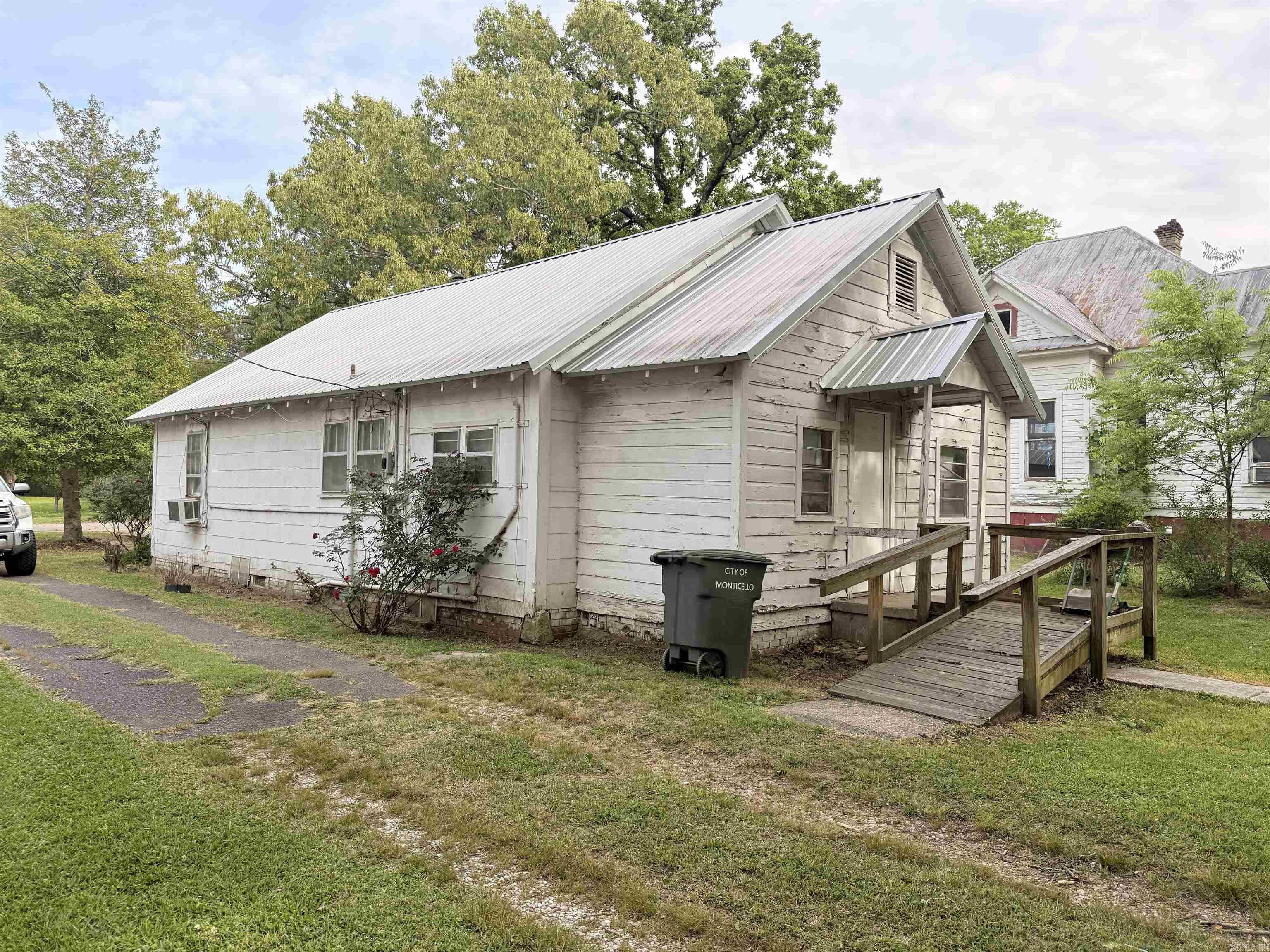 MONTICELLO ORIGINAL - Residential