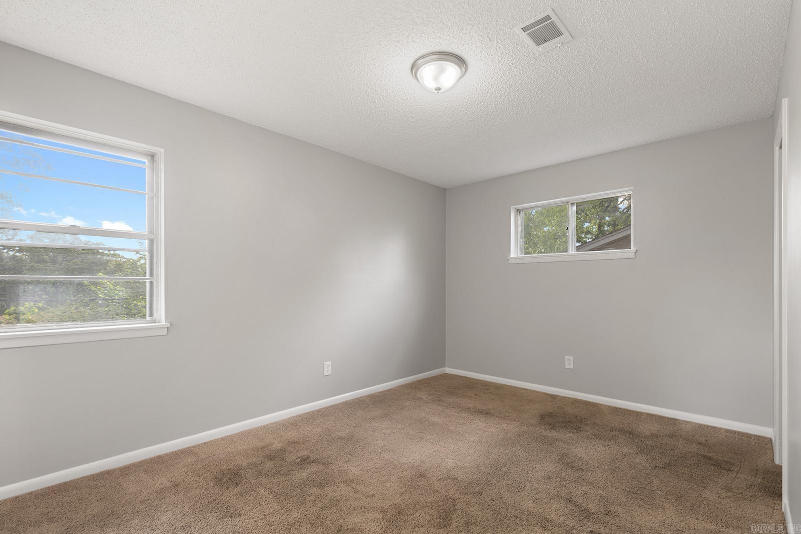 ELKHART - Residential