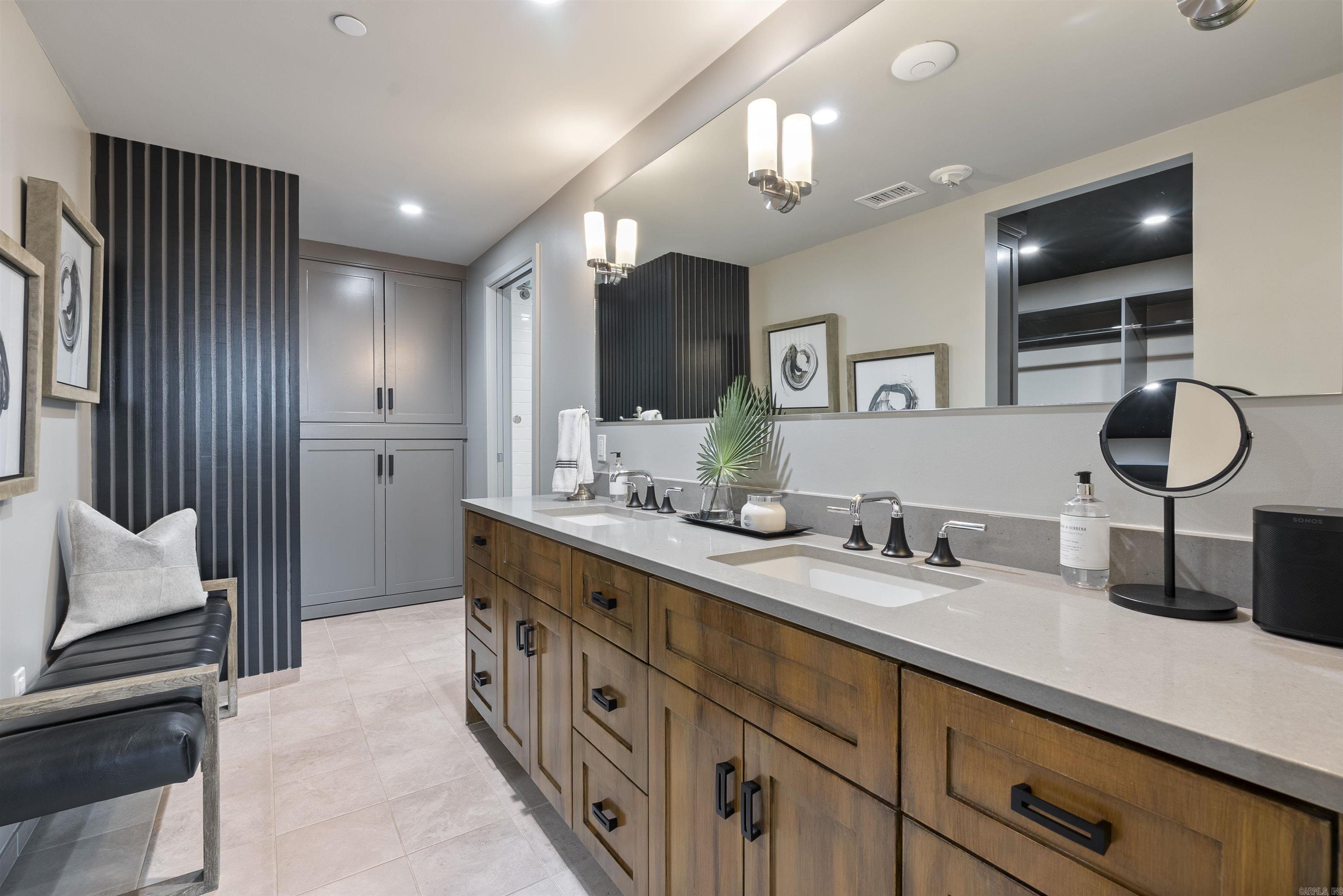 River Market Tower HPR - Residential