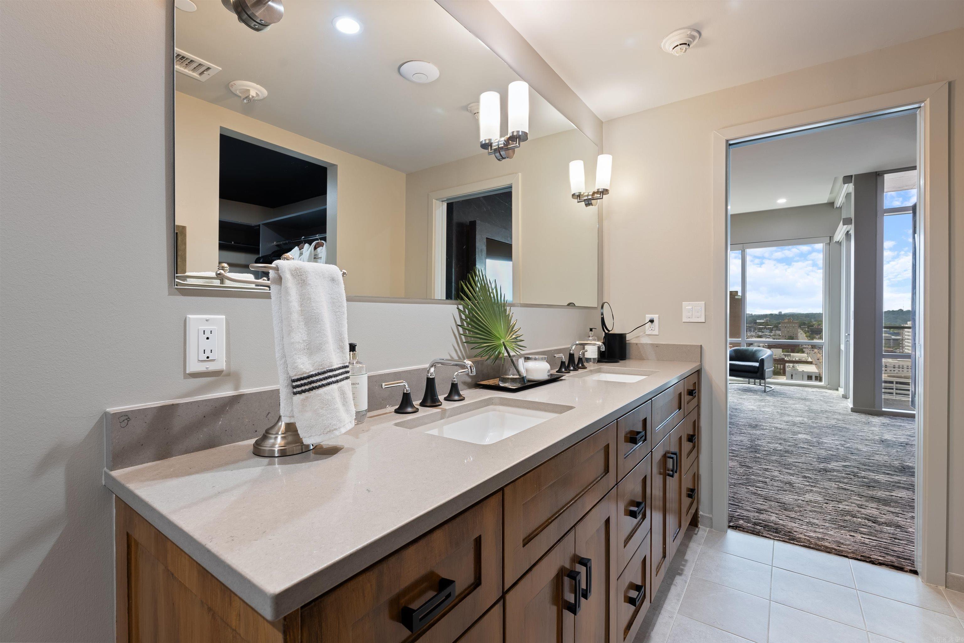River Market Tower HPR - Residential