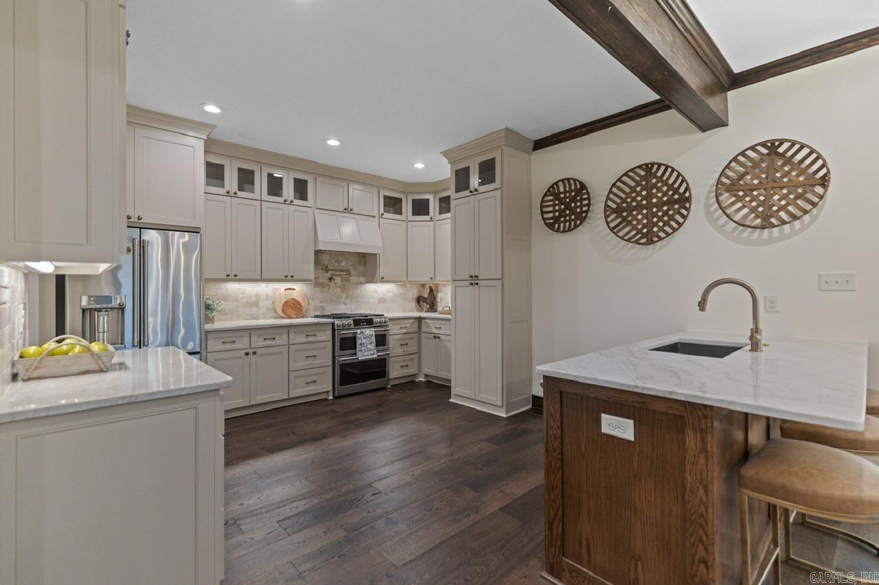 AUTEN & MOSS - Residential