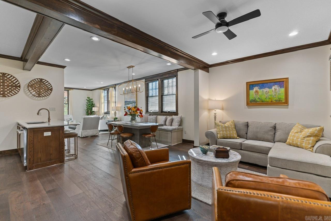 AUTEN & MOSS - Residential