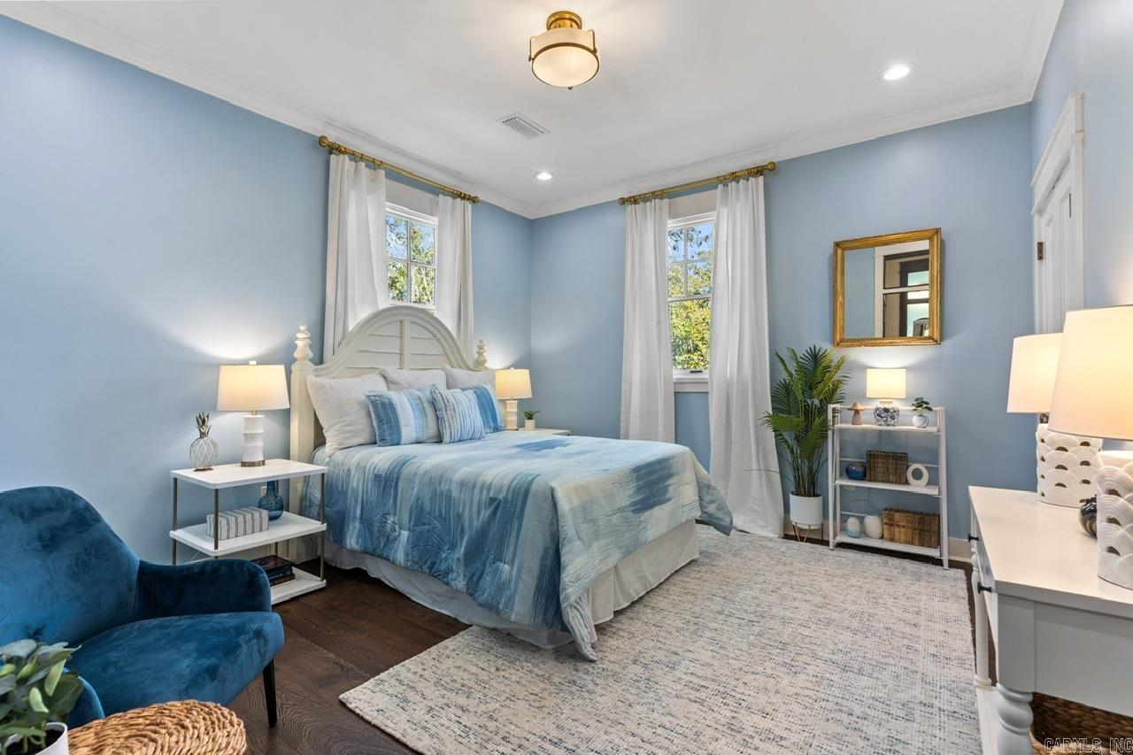 AUTEN & MOSS - Residential