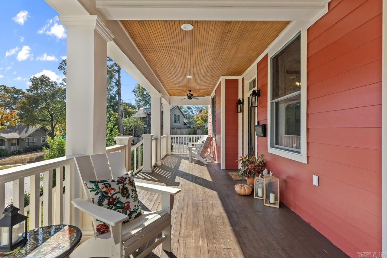 AUTEN & MOSS - Residential