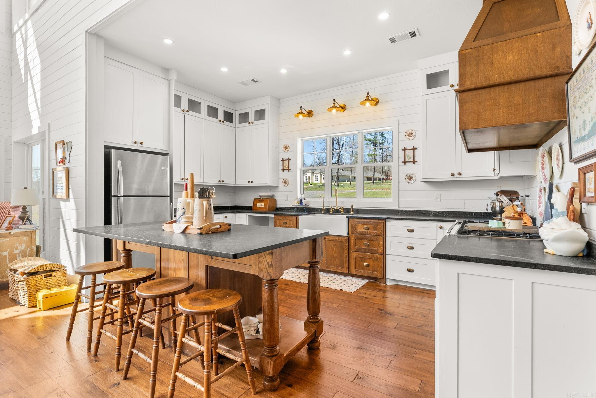 Mayflower - Residential