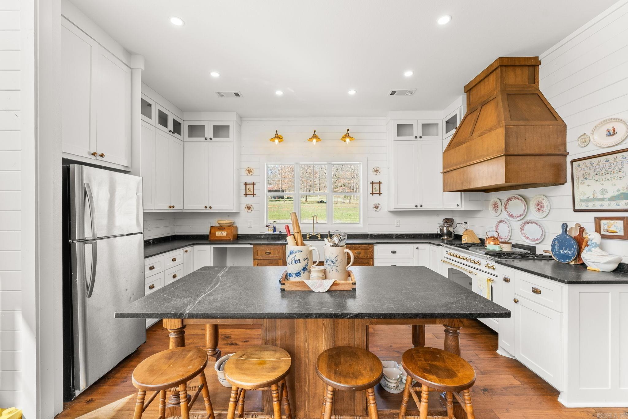 Mayflower - Residential