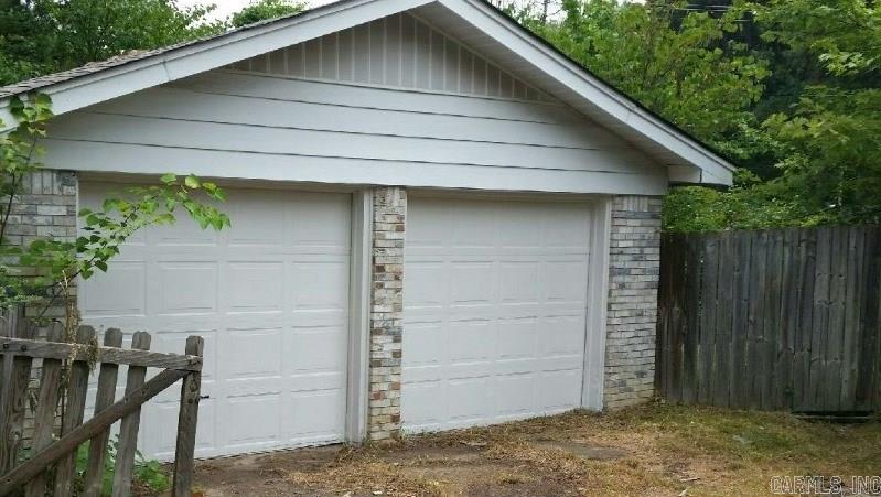 Allendale Manor - Residential Lease