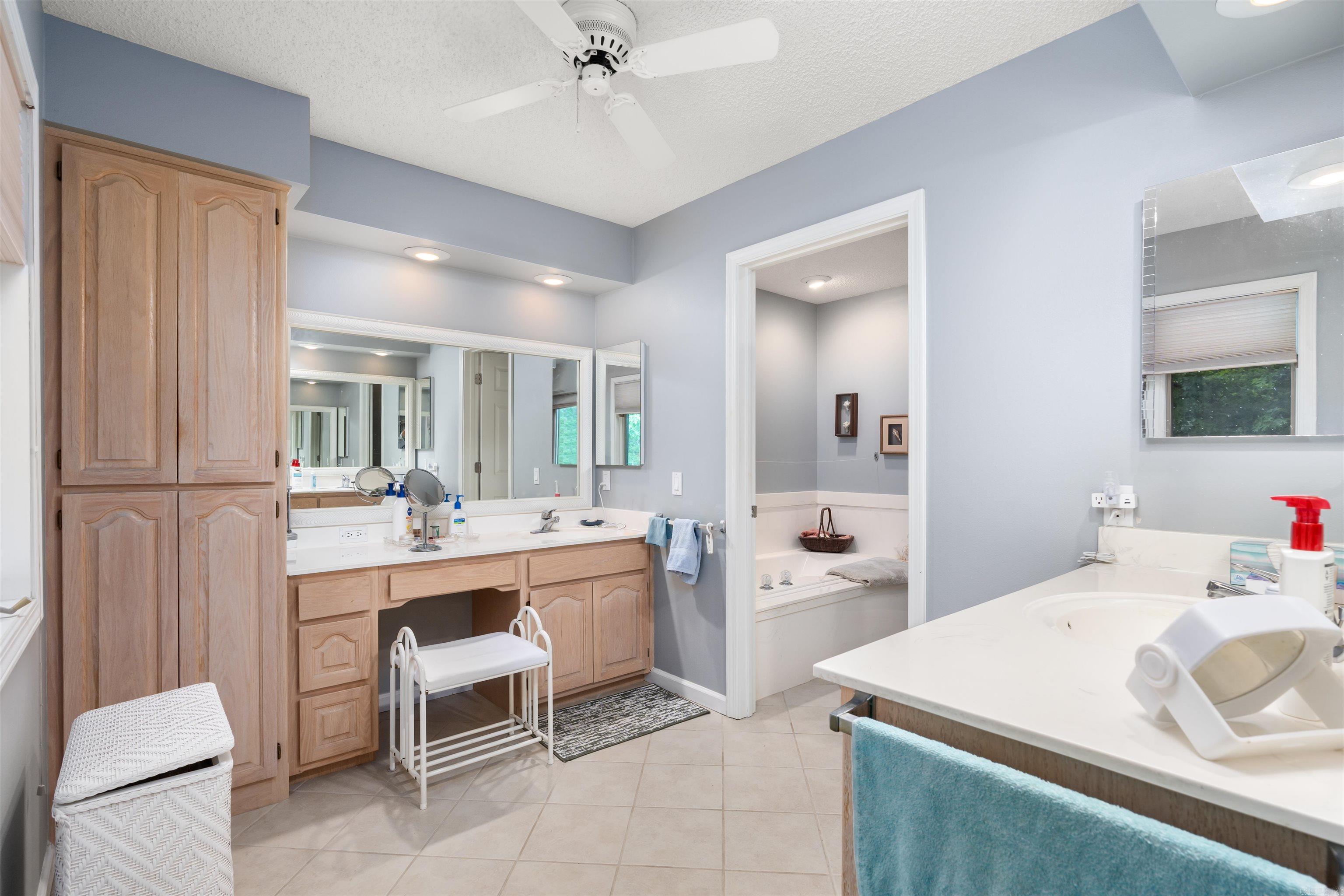 NARVAEZ - Residential