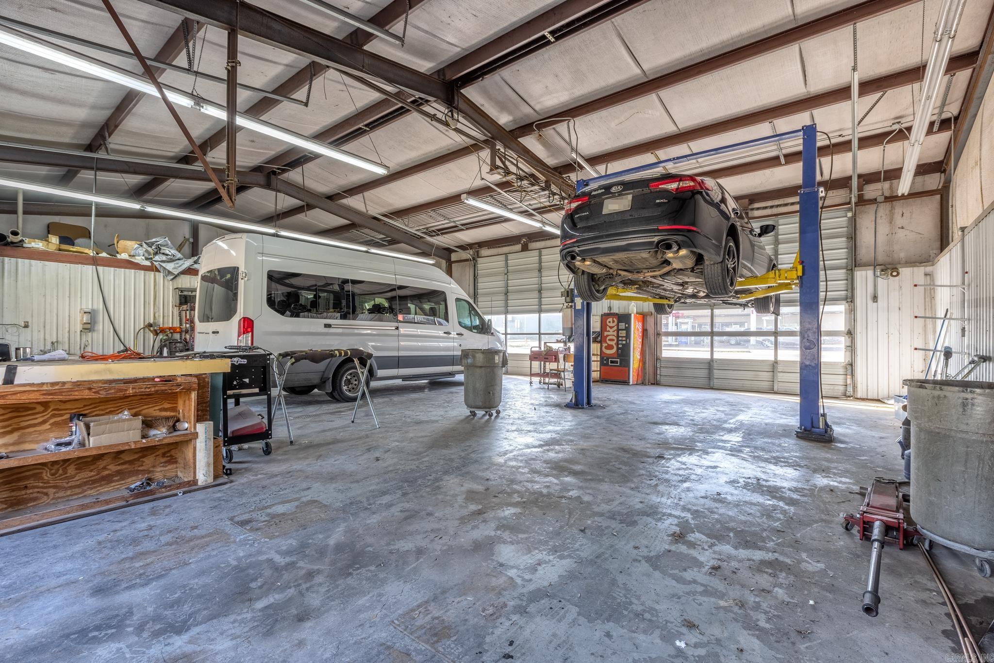 Wallis - Commercial Sale